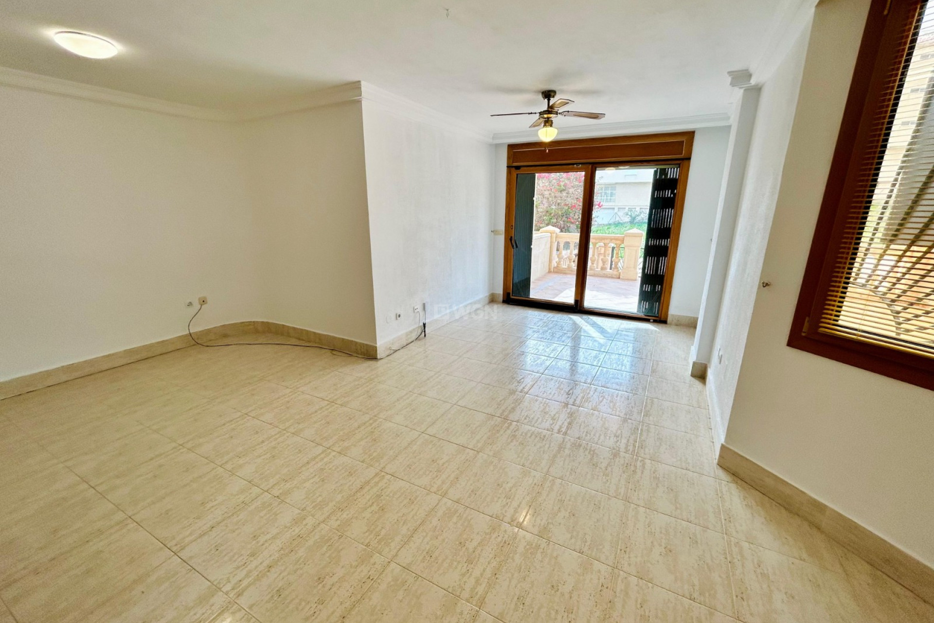 Resale - Apartment / flat - Guardamar del Segura - Costa Blanca