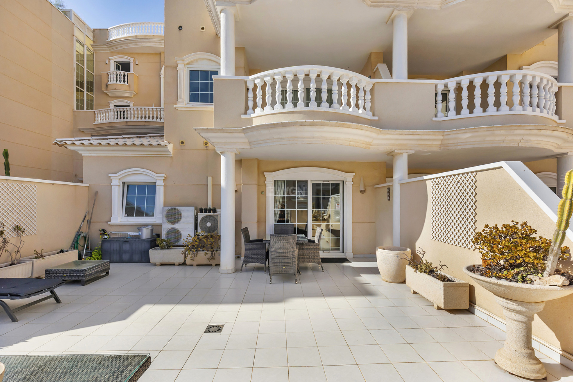 Resale - Apartment / flat - Guardamar del Segura - Costa Blanca