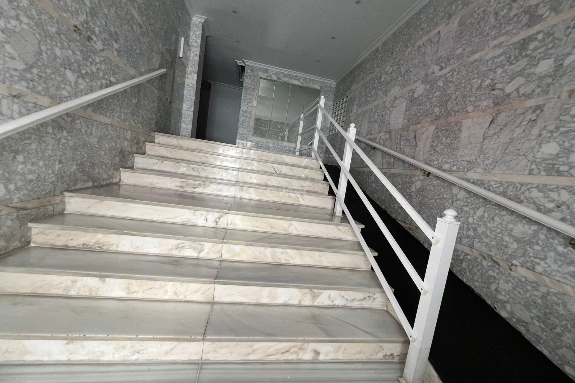 Resale - Apartment / flat - Guardamar del Segura - Pueblo