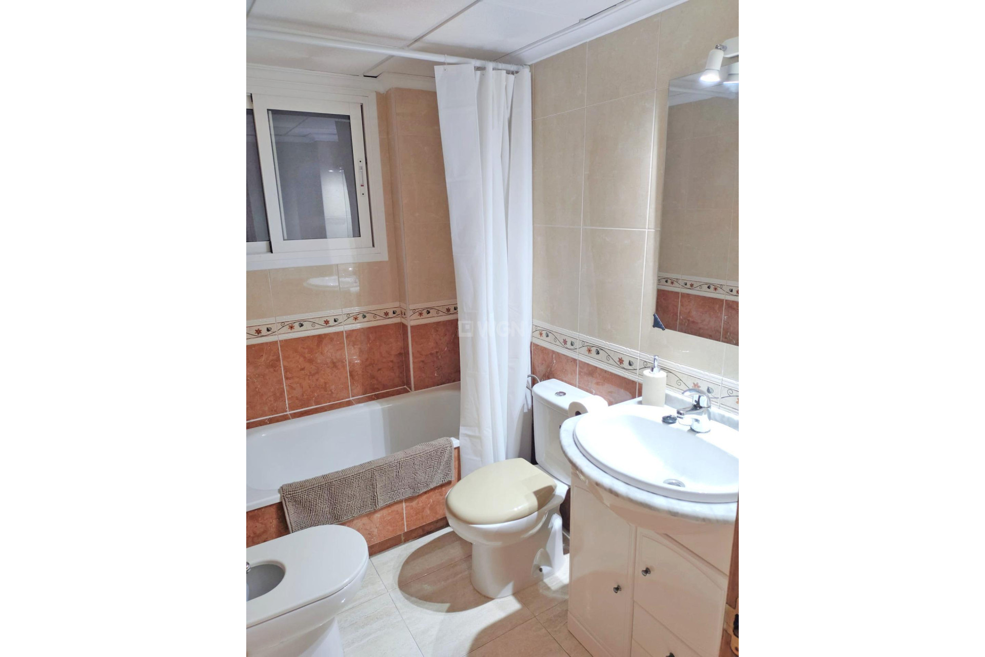 Resale - Apartment / flat - Guardamar del Segura - Puerto Deportivo