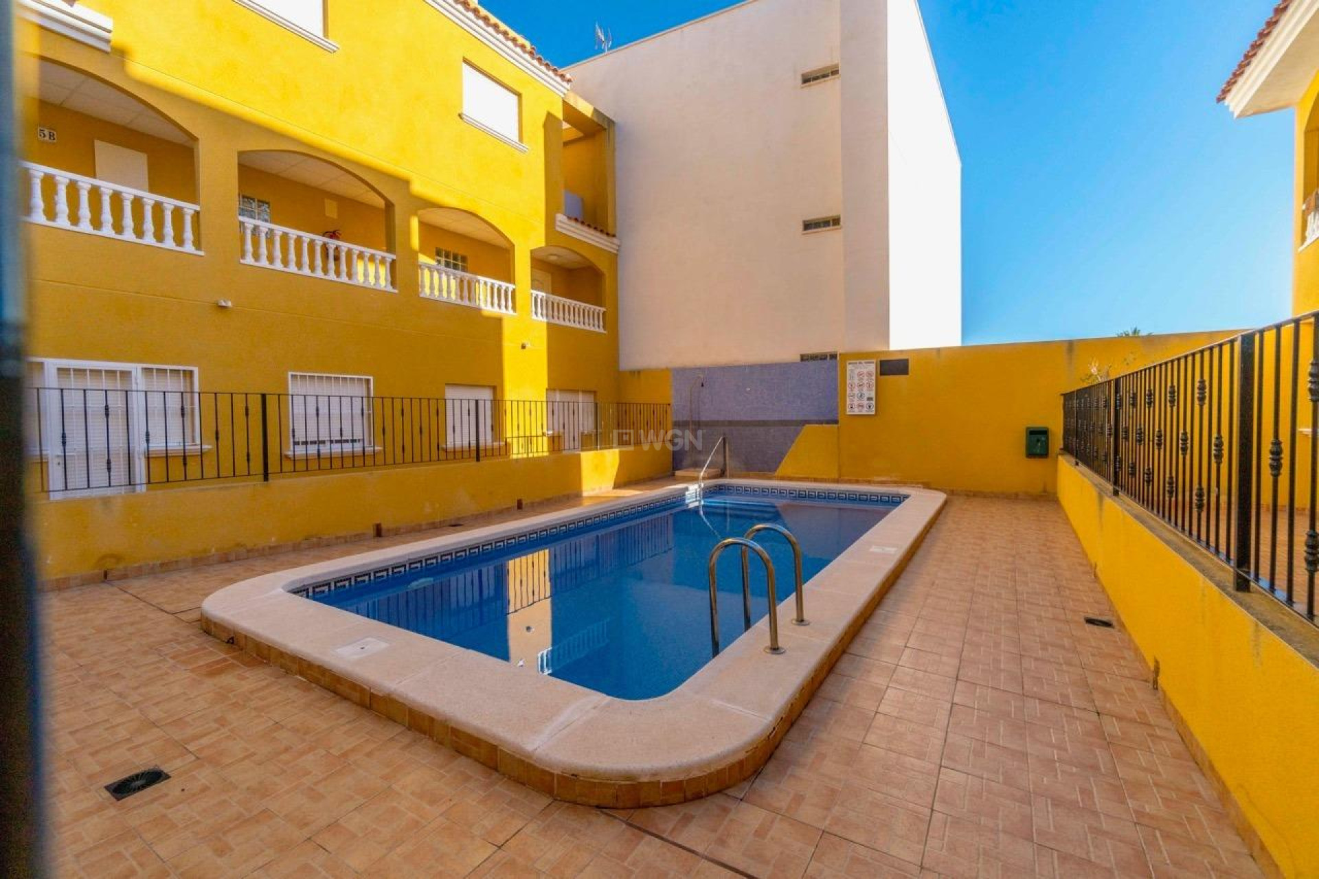 Resale - Apartment / flat - Jacarilla - Av- Juan Carlos I