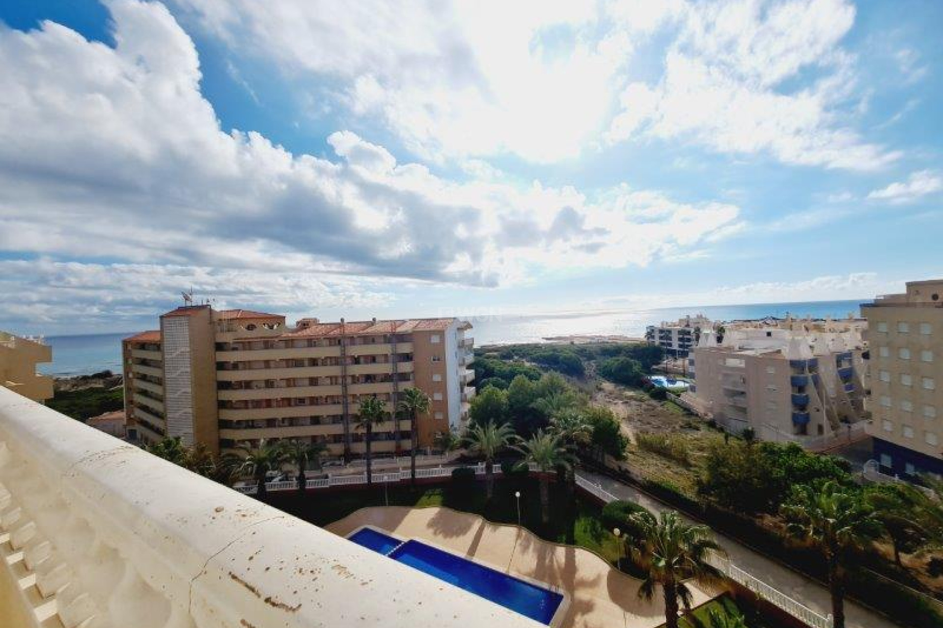 Resale - Apartment / flat - La Mata - Costa Blanca