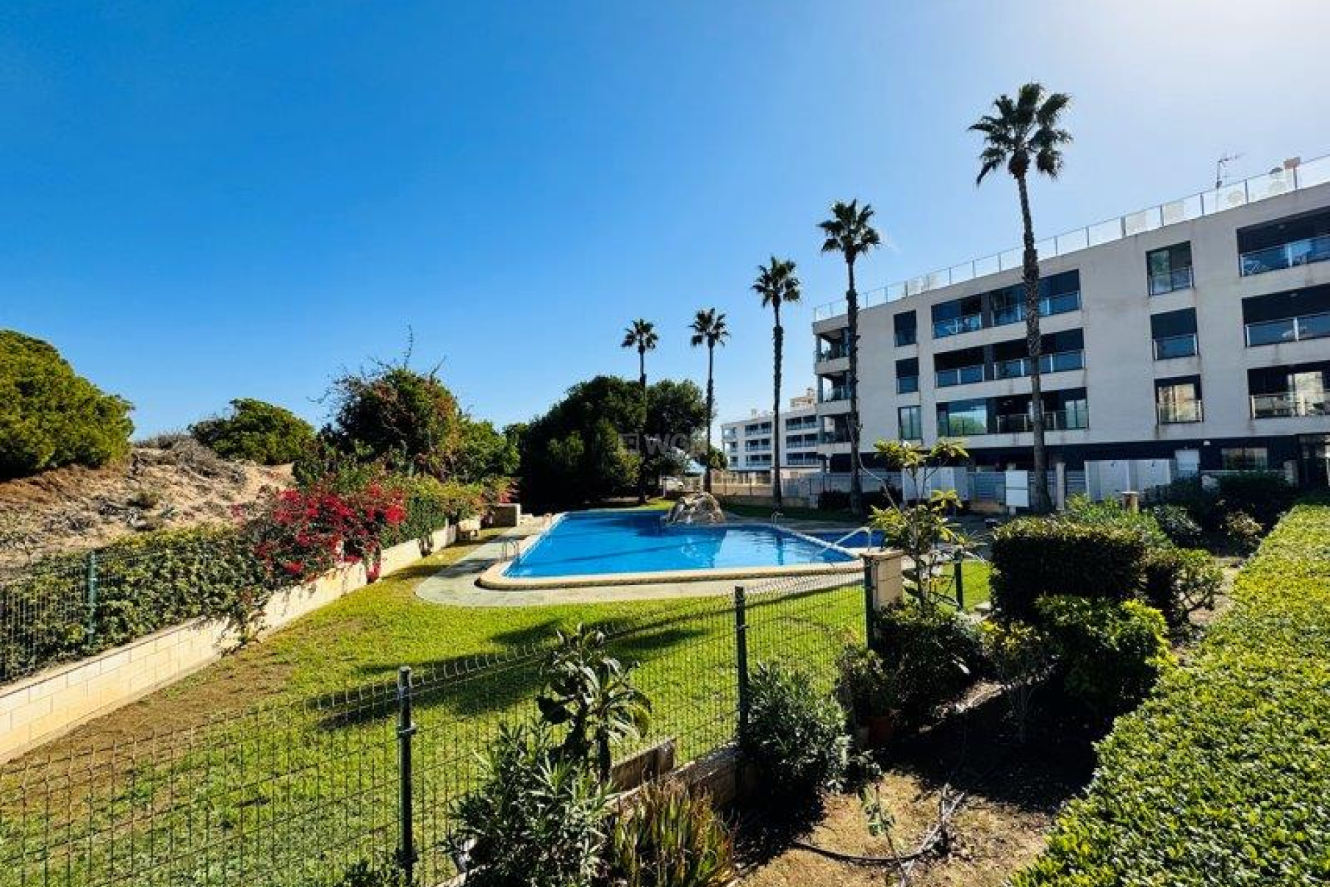 Resale - Apartment / flat - La Mata - Costa Blanca