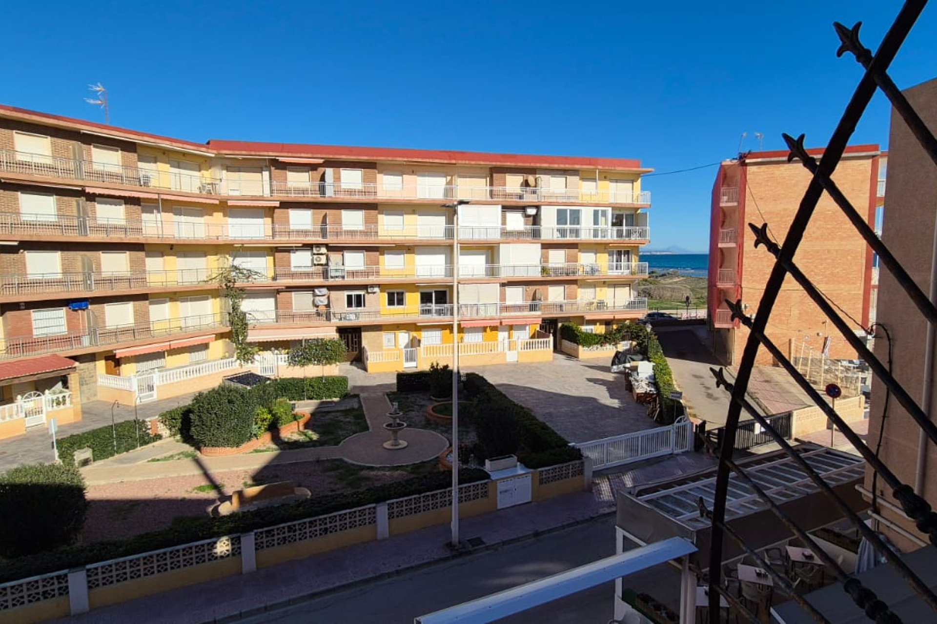 Resale - Apartment / flat - La Mata - Costa Blanca