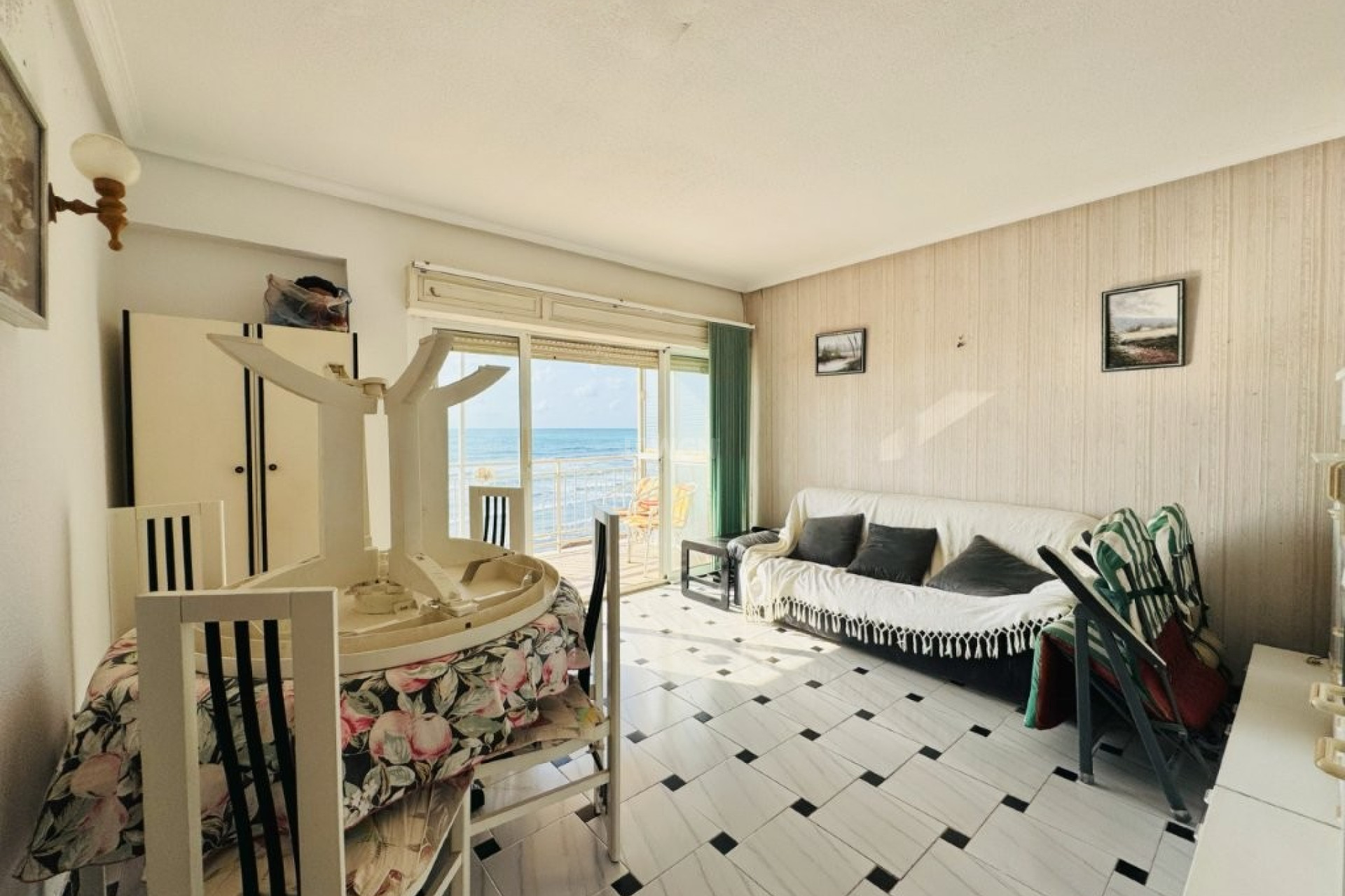 Resale - Apartment / flat - La Mata - Costa Blanca