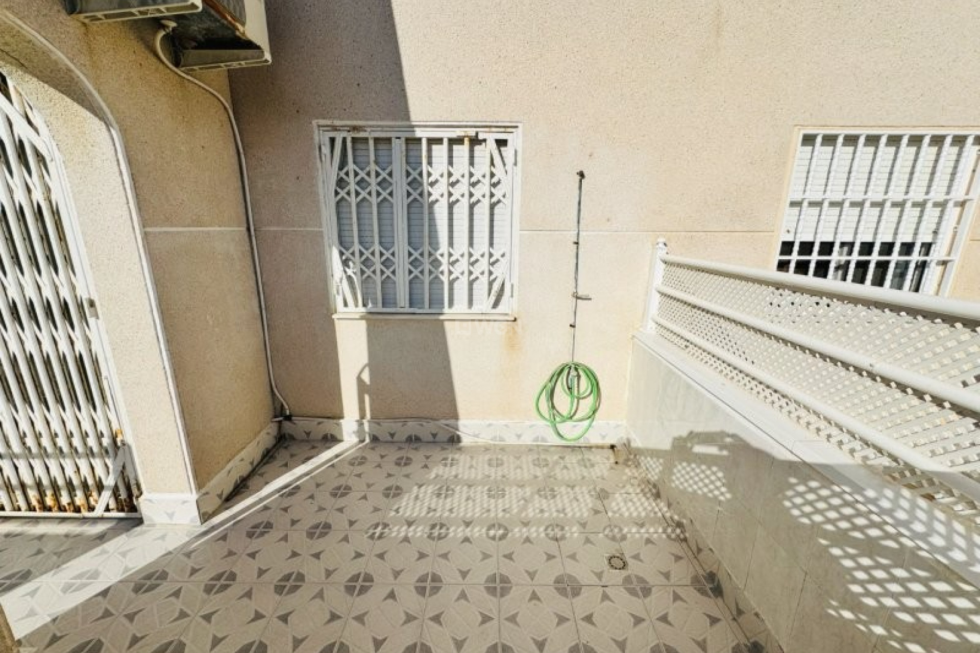 Resale - Apartment / flat - La Mata - Costa Blanca