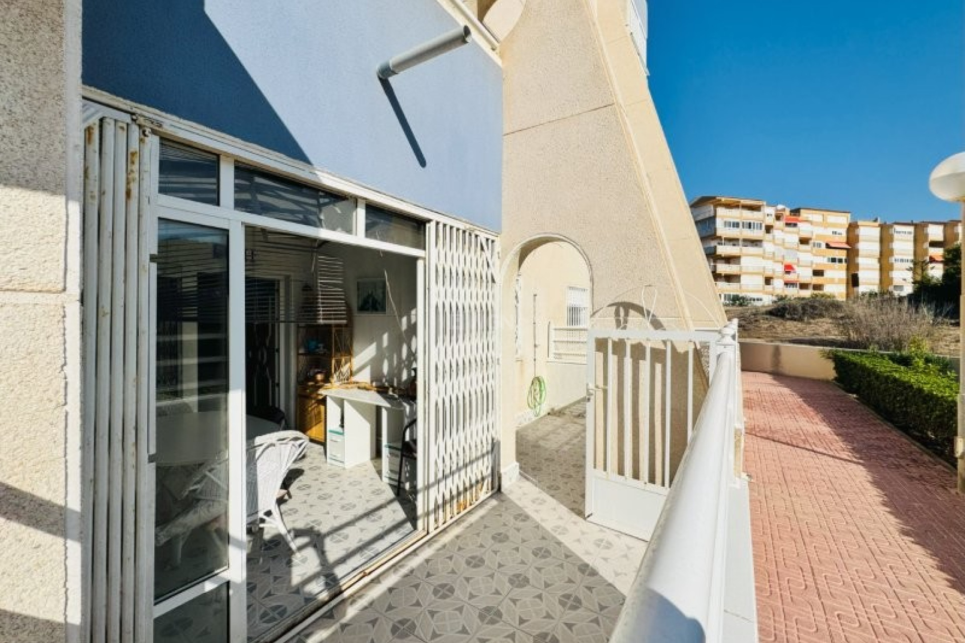 Resale - Apartment / flat - La Mata - Costa Blanca