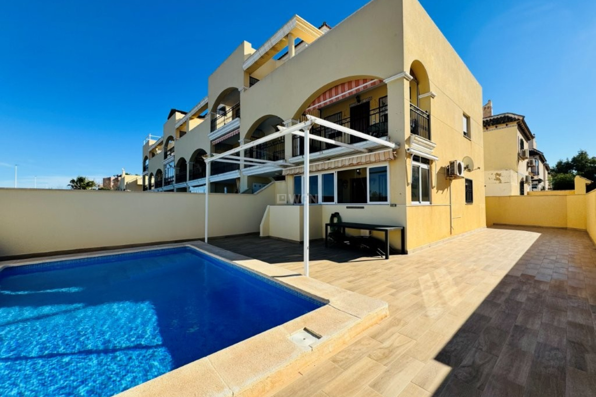 Resale - Apartment / flat - La Mata - Costa Blanca