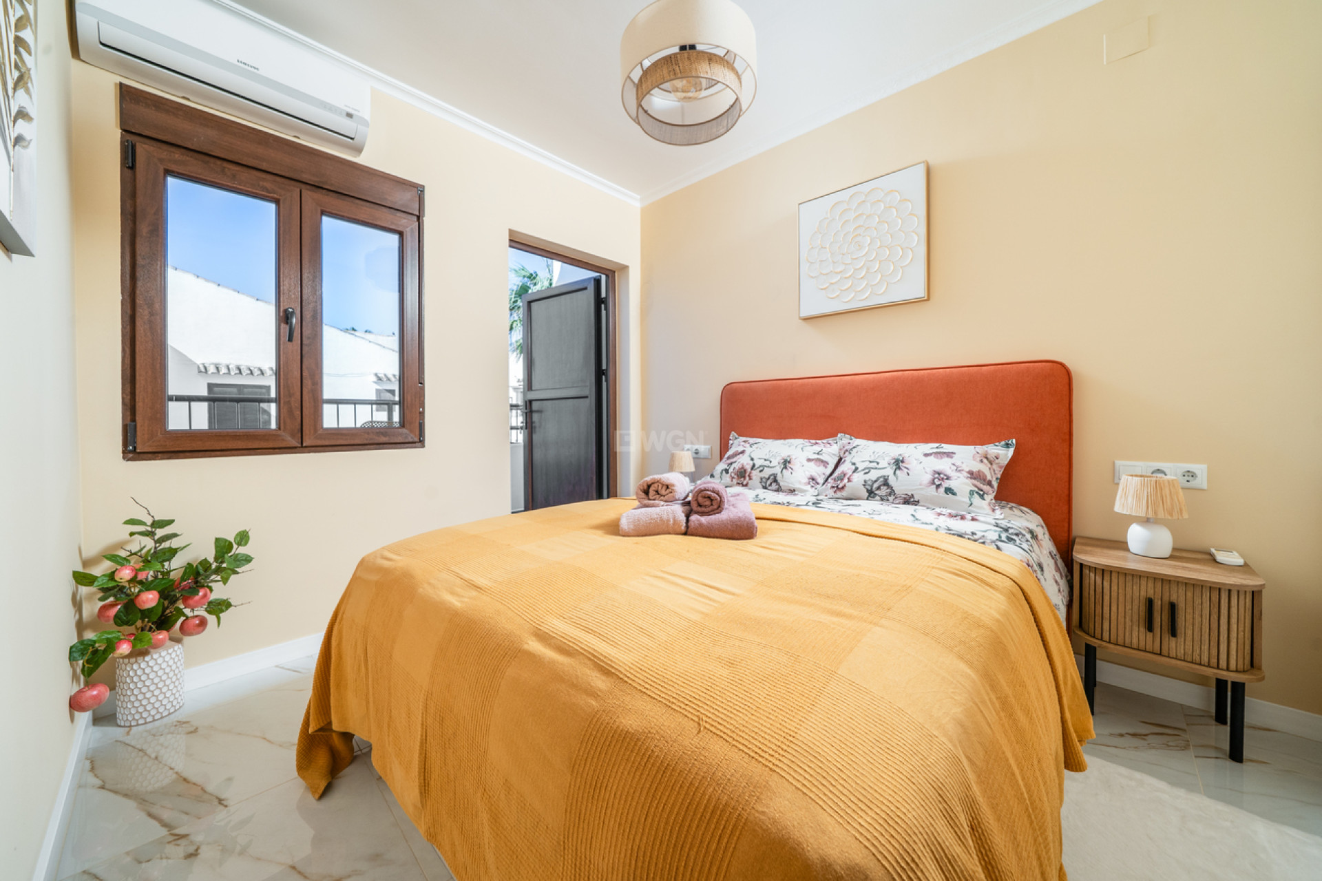 Resale - Apartment / flat - La Mata - Costa Blanca