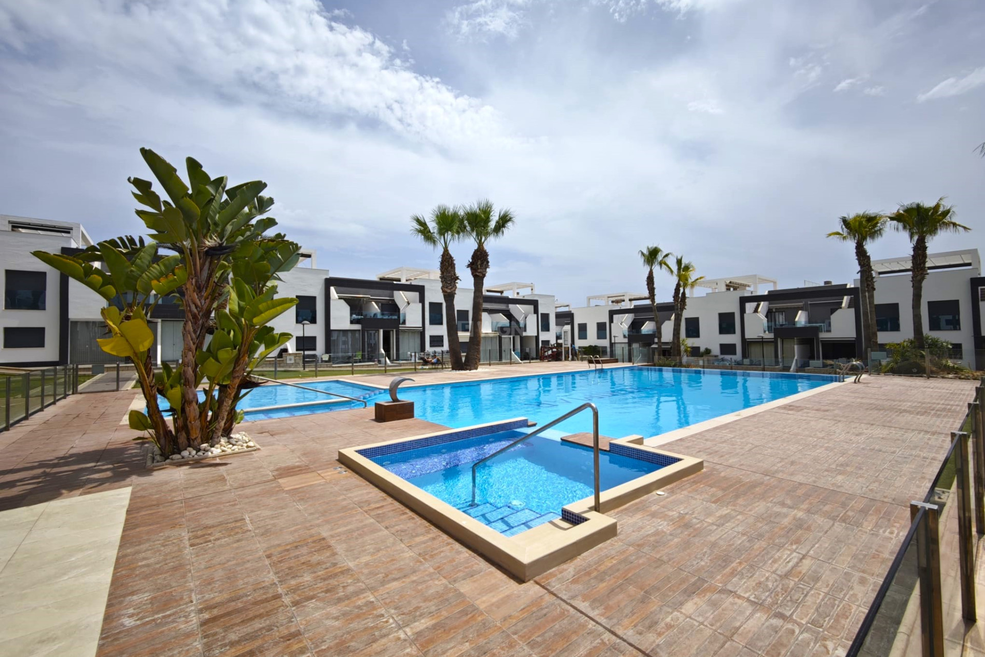 Resale - Apartment / flat - La Zenia - Costa Blanca
