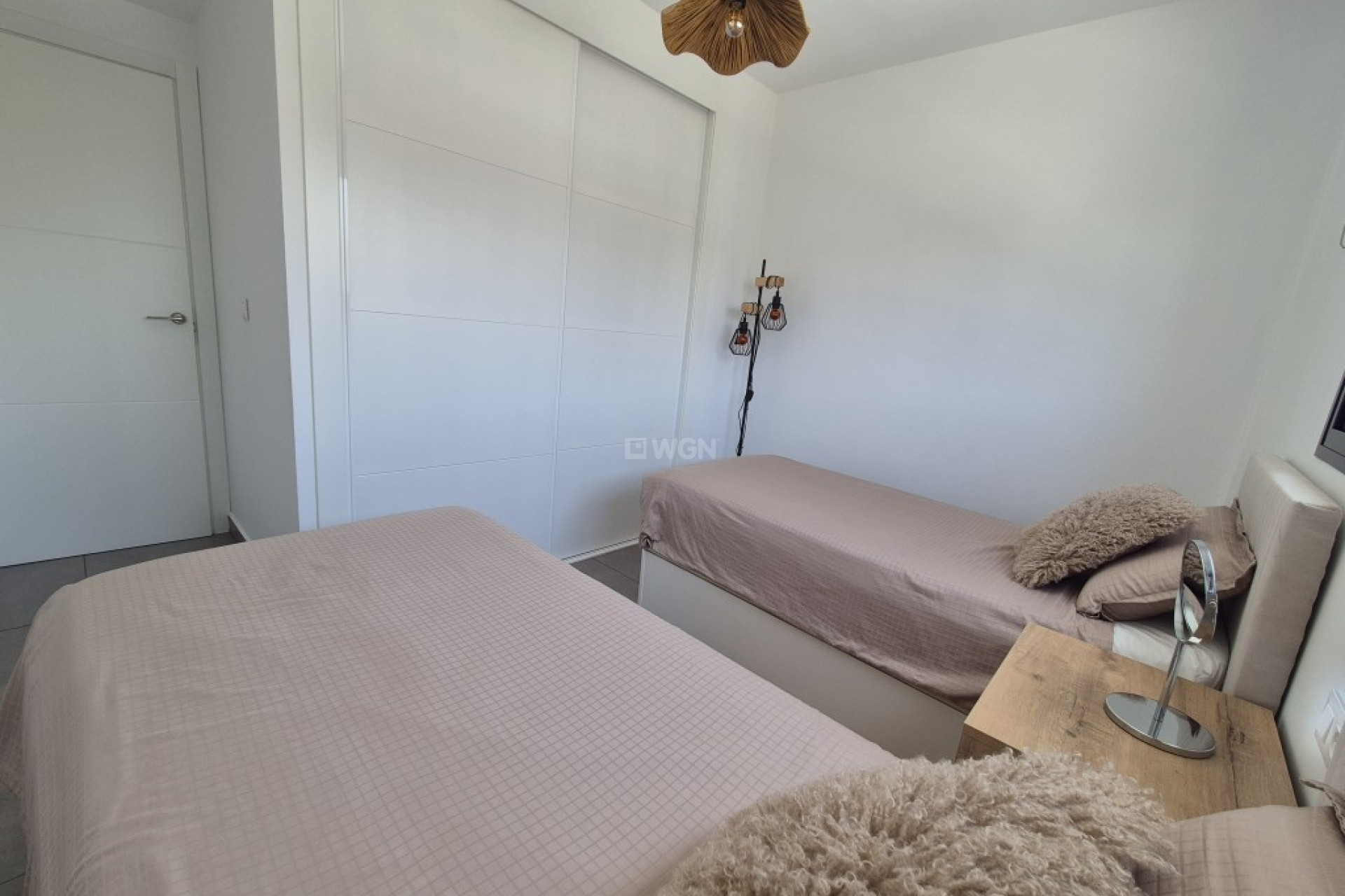 Resale - Apartment / flat - Las Filipinas - Inland