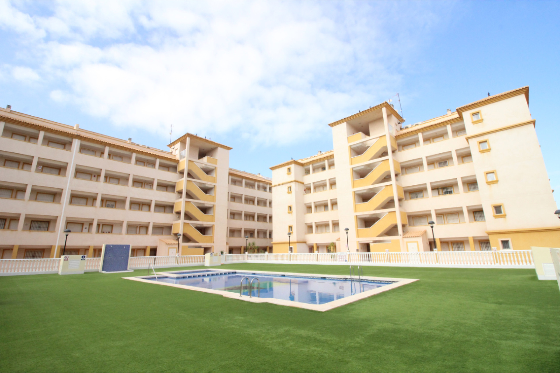 Resale - Apartment / flat - Mar de Cristal - Costa Calida