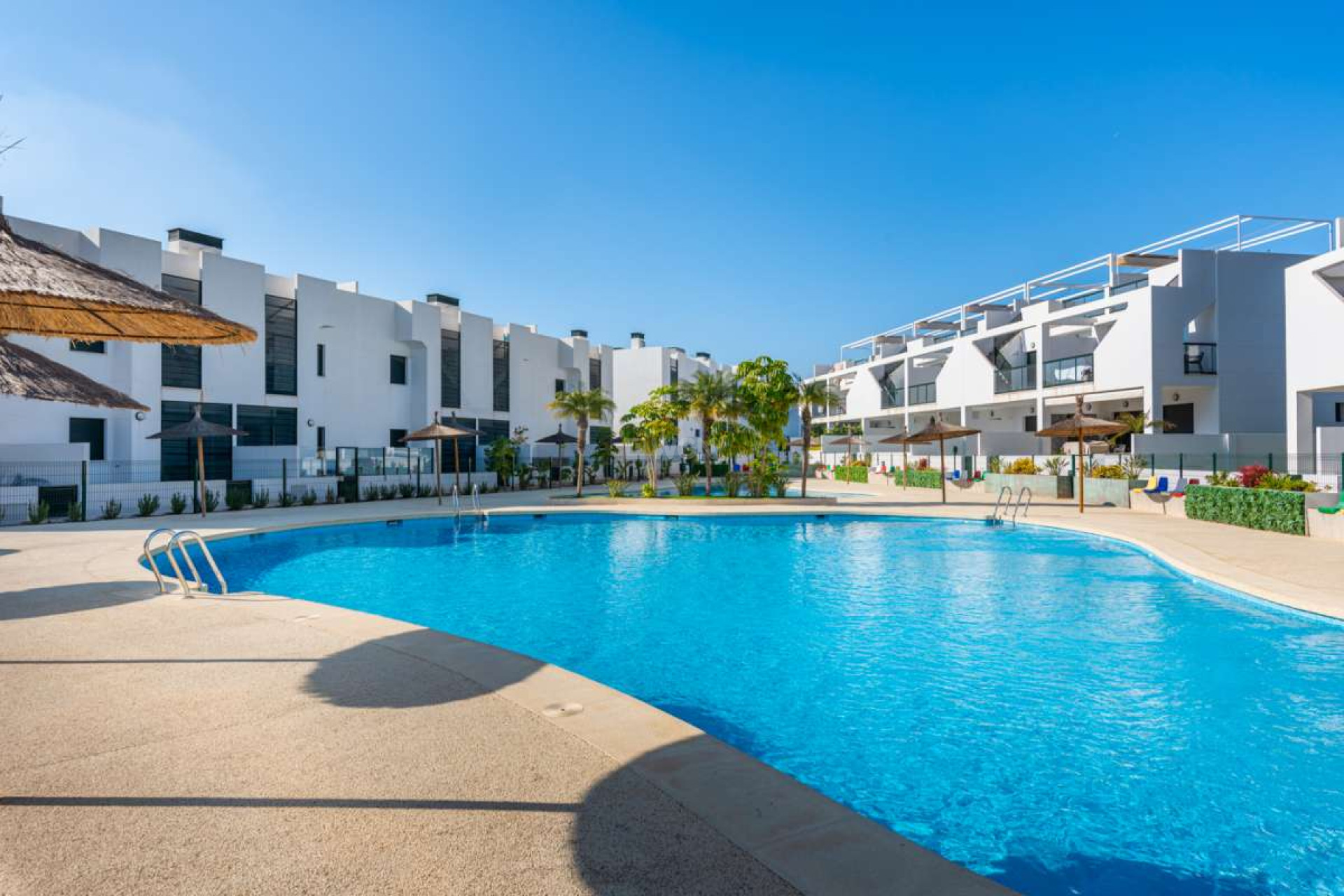 Resale - Apartment / flat - Mil Palmeras - Costa Blanca