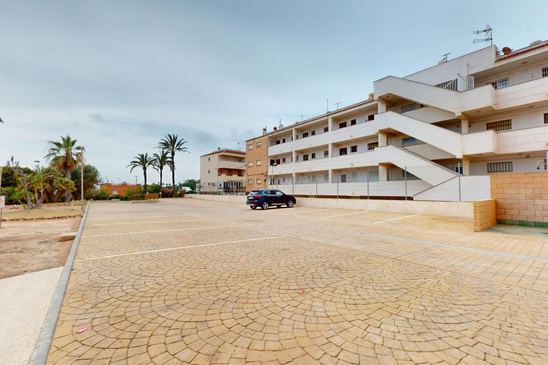 Resale - Apartment / flat - Mil Palmeras - Costa Blanca