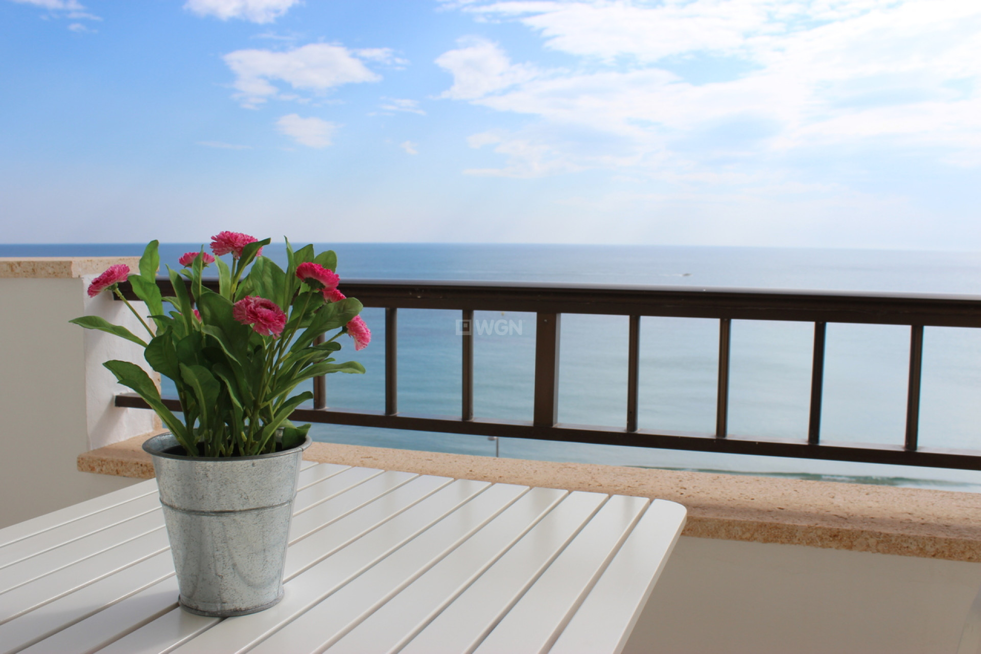 Resale - Apartment / flat - Mil Palmeras - Costa Blanca