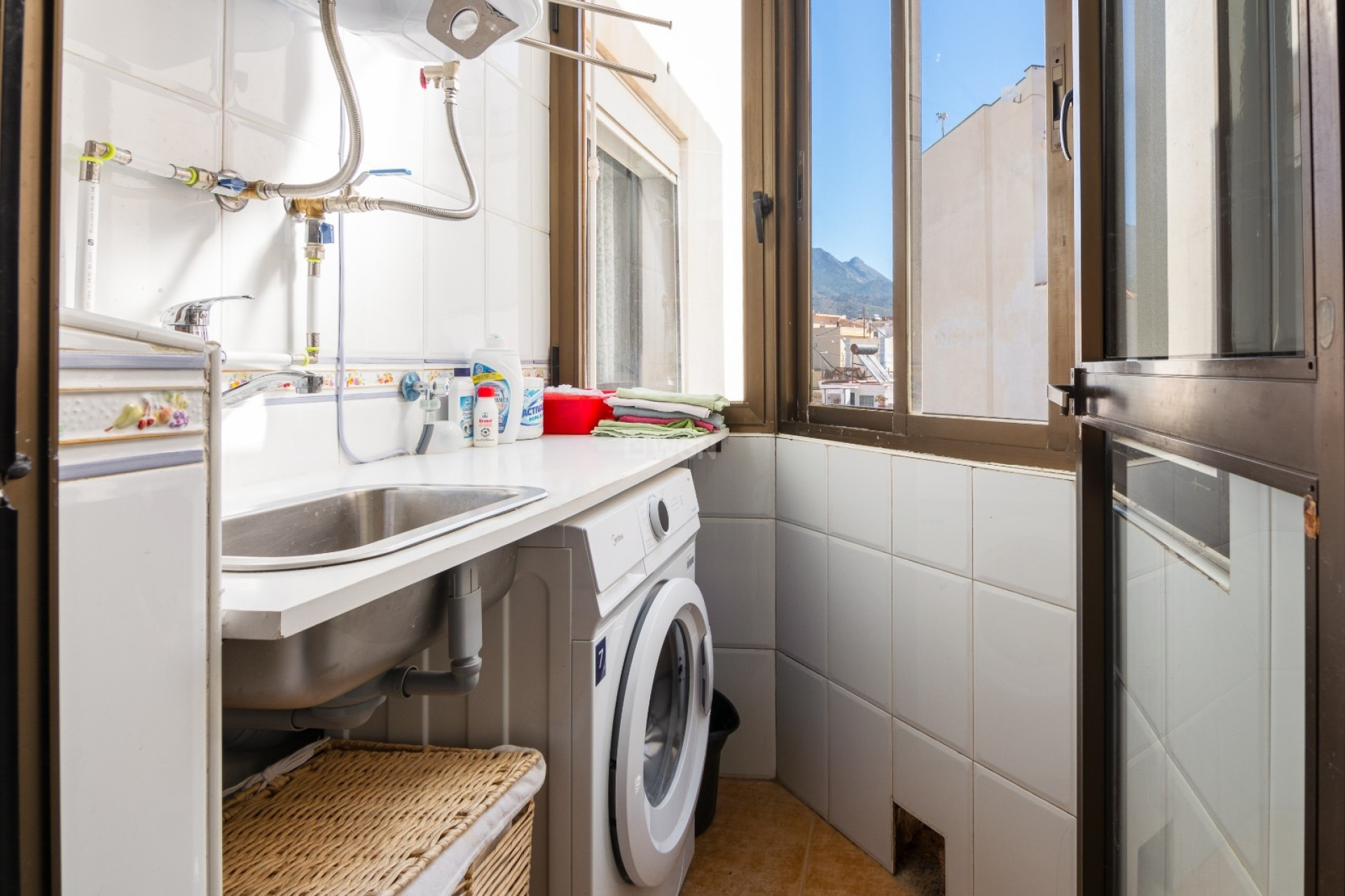 Resale - Apartment / flat - Nerja - Costa del Sol