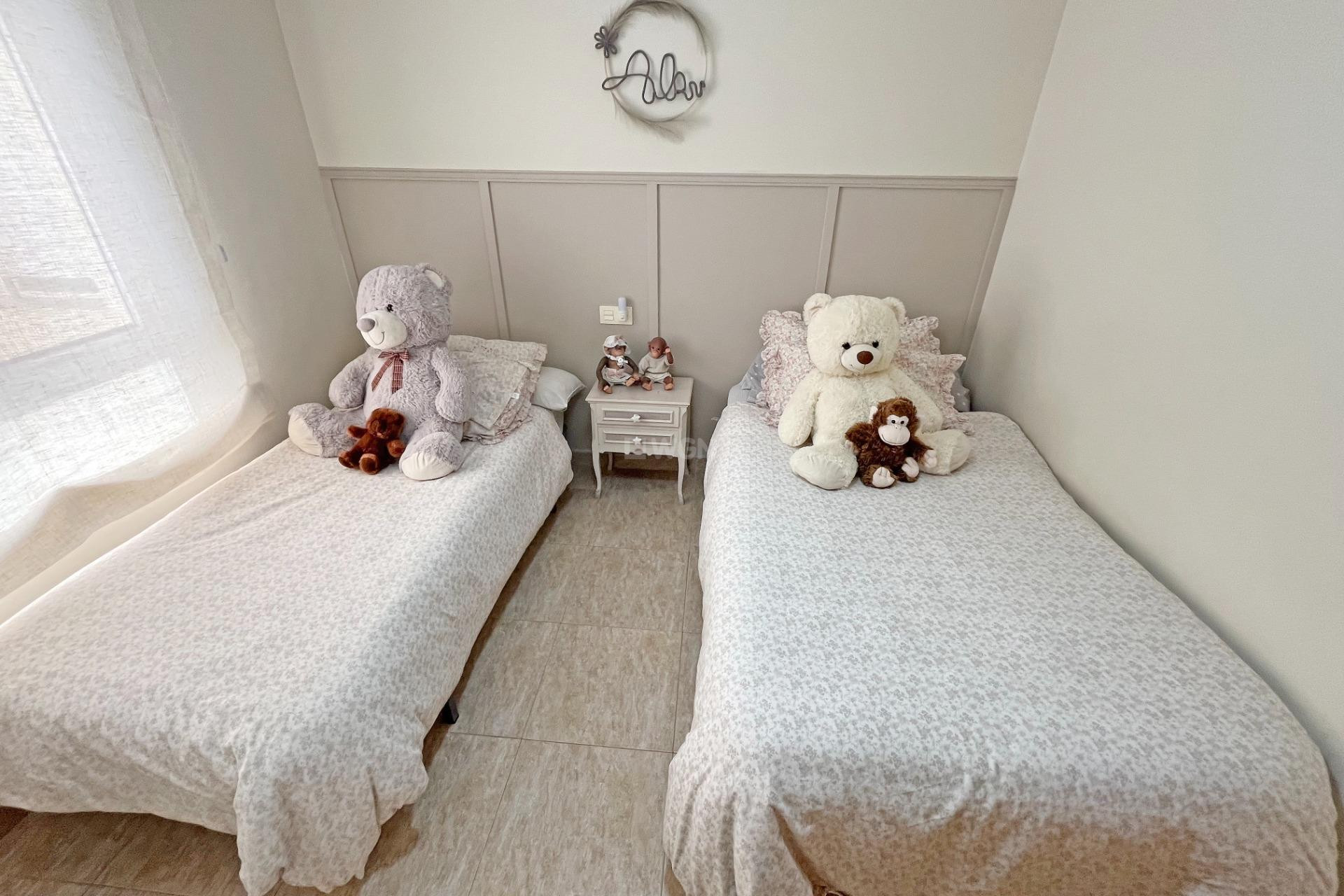 Resale - Apartment / flat - Novelda - Barrio San Roque