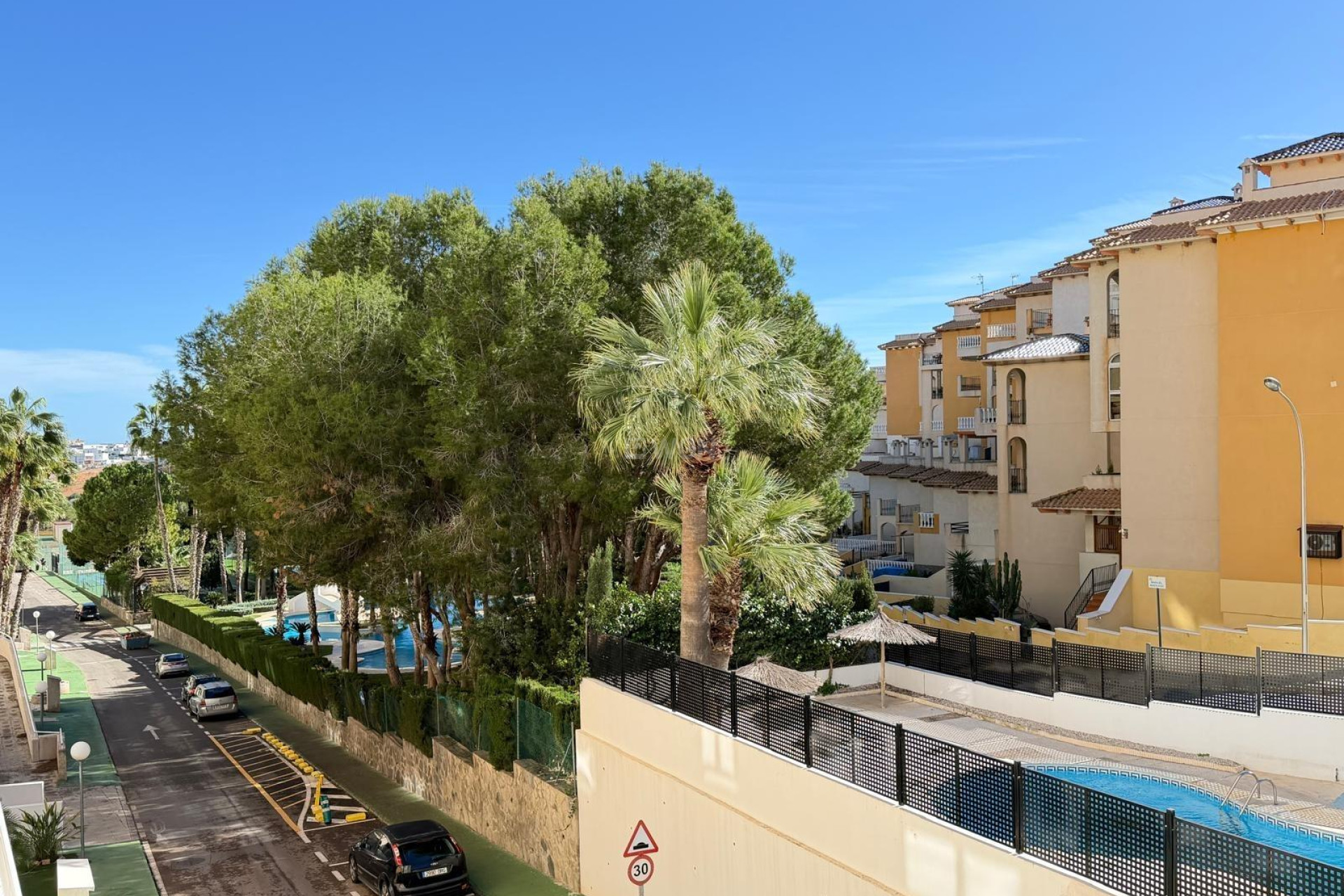 Resale - Apartment / flat - Orihuela Costa - Altos De Campoamor
