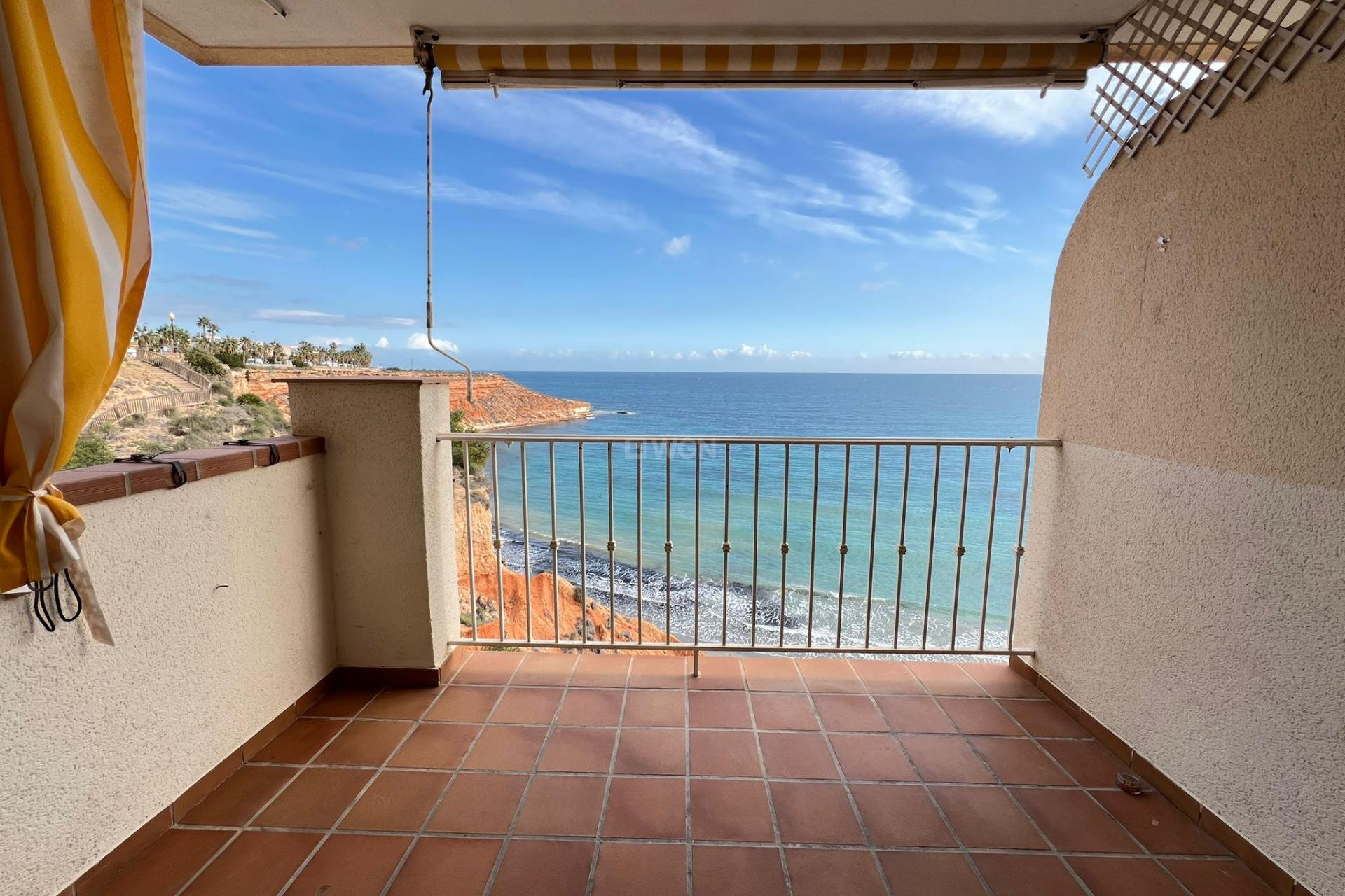 Resale - Apartment / flat - Orihuela Costa - Campoamor