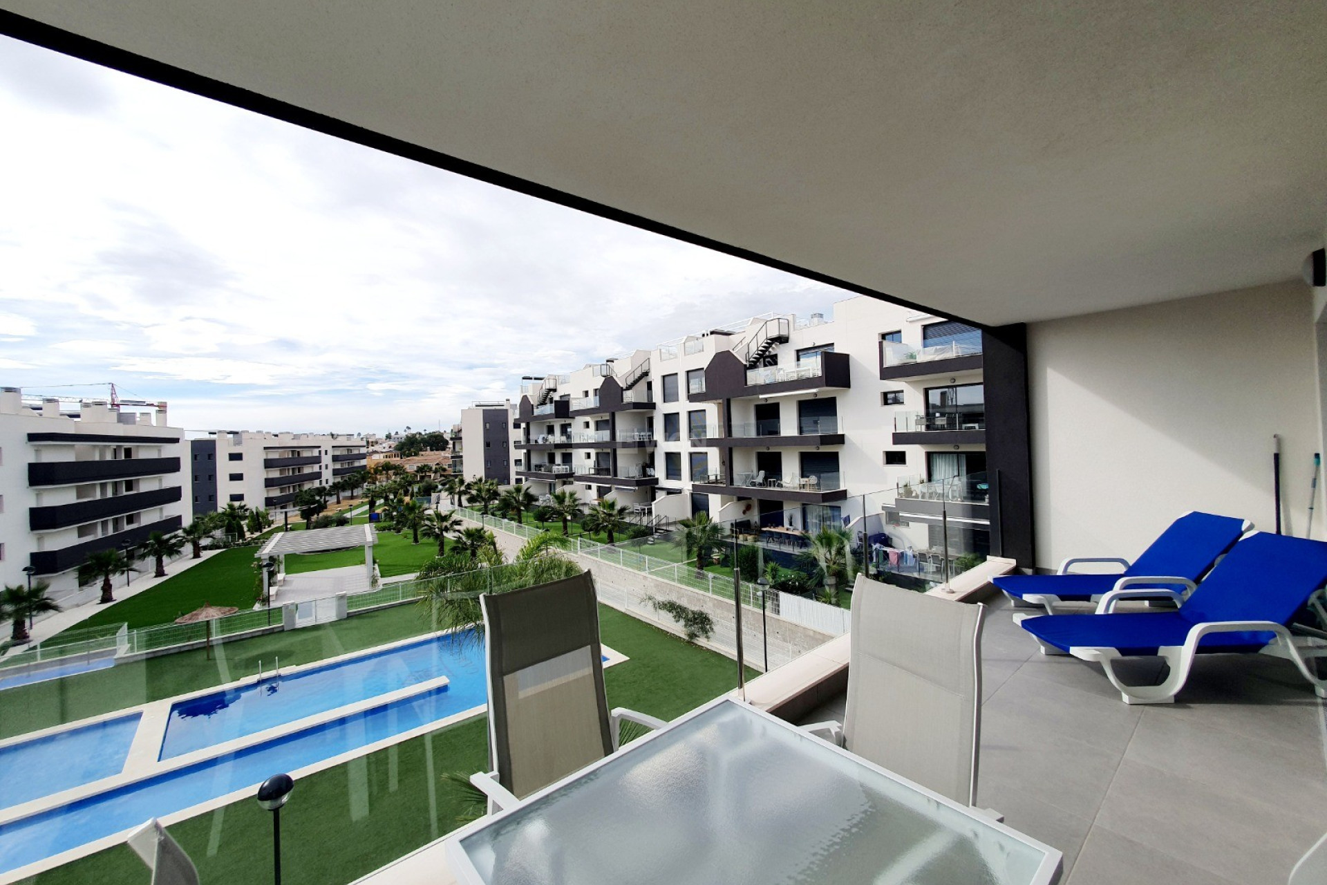 Resale - Apartment / flat - Orihuela Costa - Costa Blanca