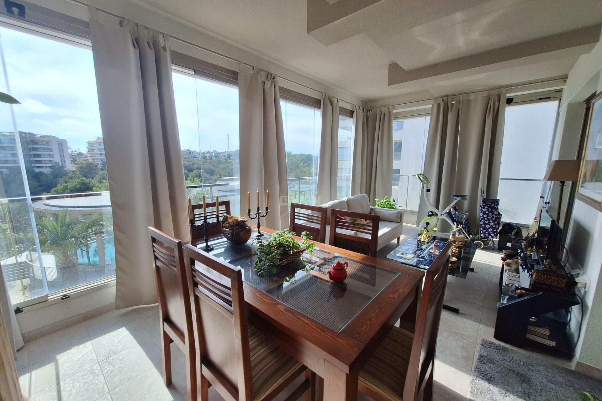 Resale - Apartment / flat - Orihuela Costa - Los Dolses