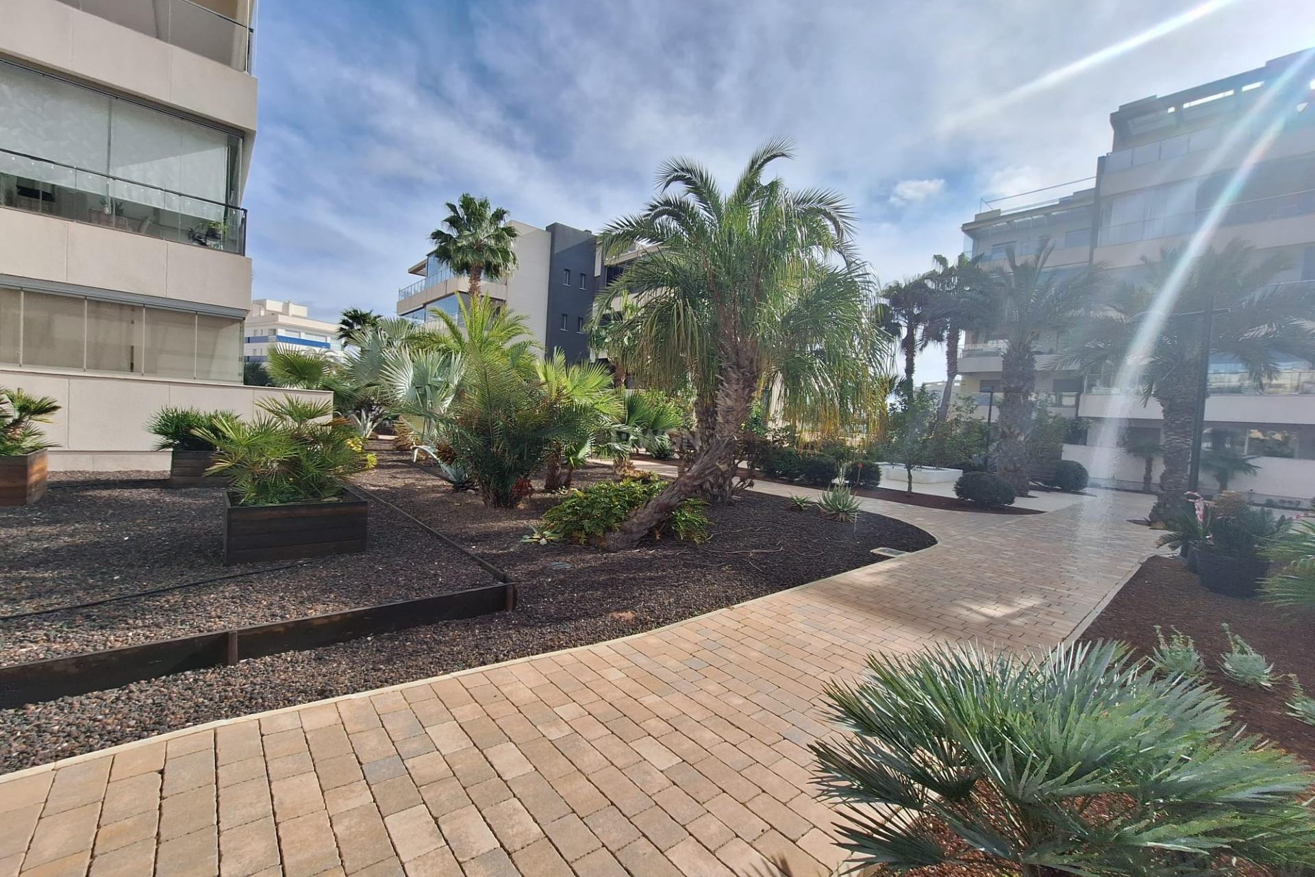Resale - Apartment / flat - Orihuela Costa - Los Dolses