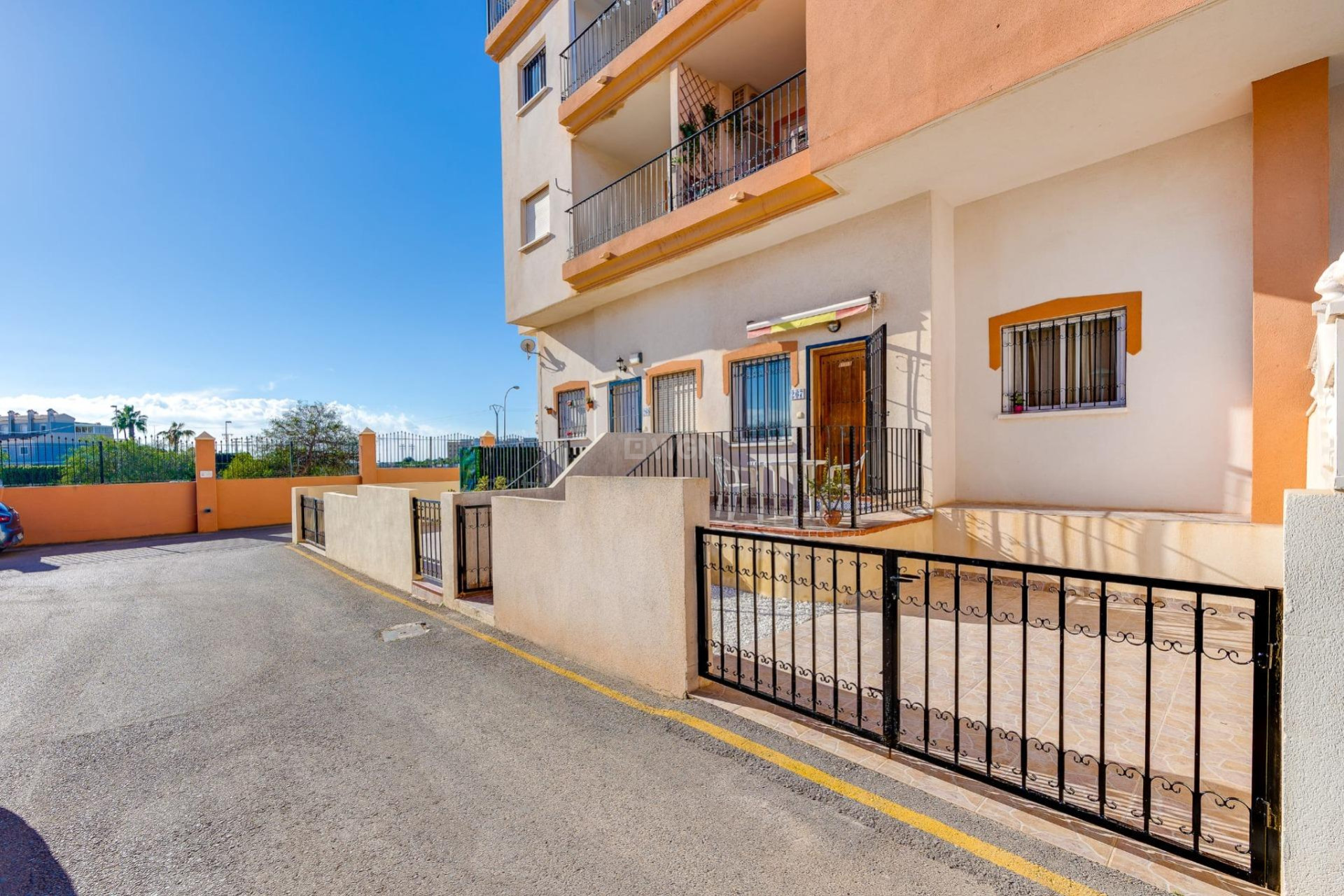 Resale - Apartment / flat - Orihuela Costa - Playa Flamenca