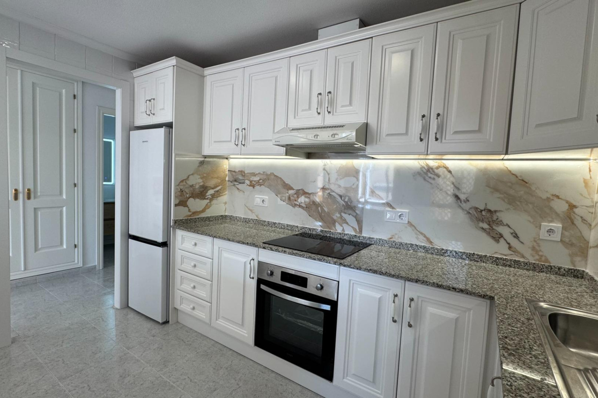 Resale - Apartment / flat - Orihuela Costa - Villamartín-las Filipinas