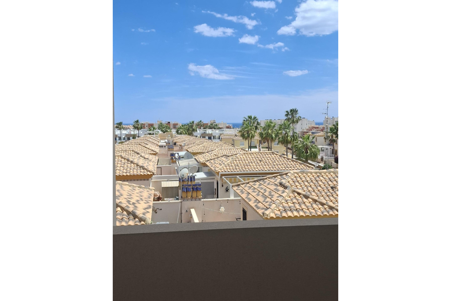 Resale - Apartment / flat - Orihuela Costa - Villamartín