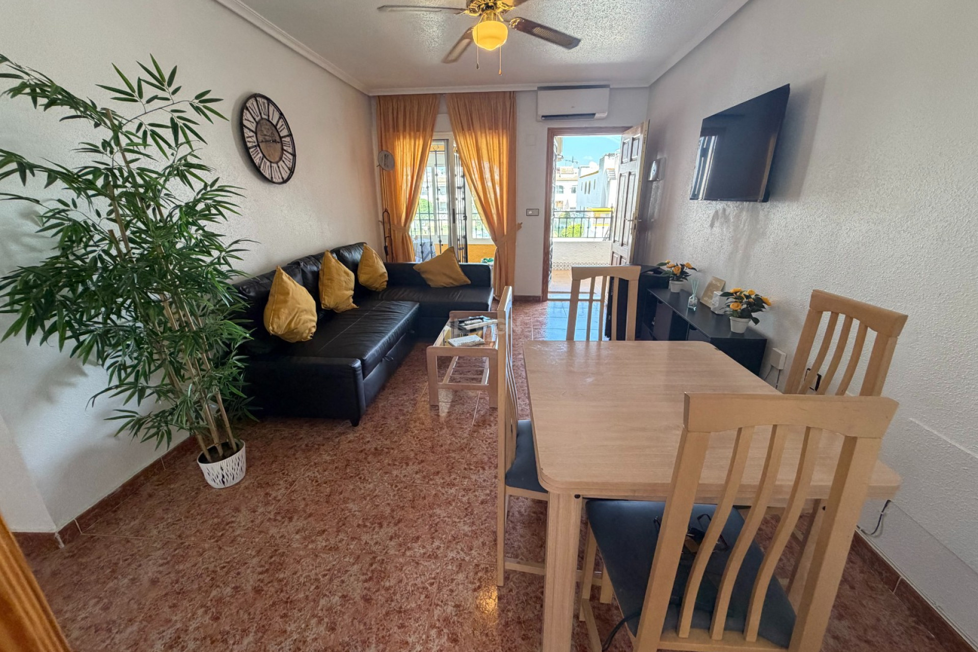 Resale - Apartment / flat - Orihuela - Inland