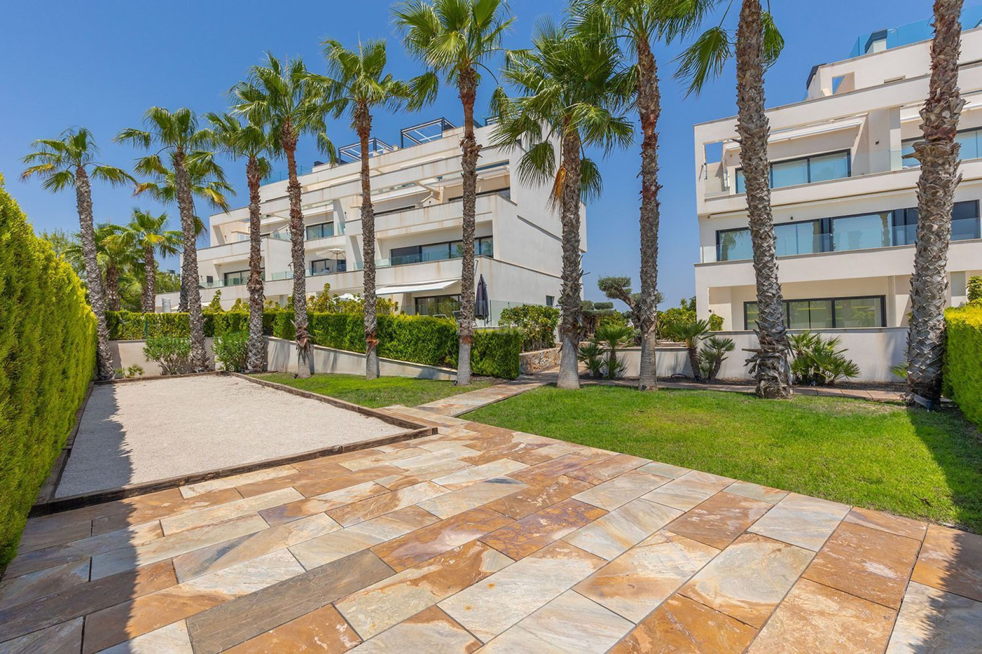 Resale - Apartment / flat - Orihuela - Las Colinas Golf