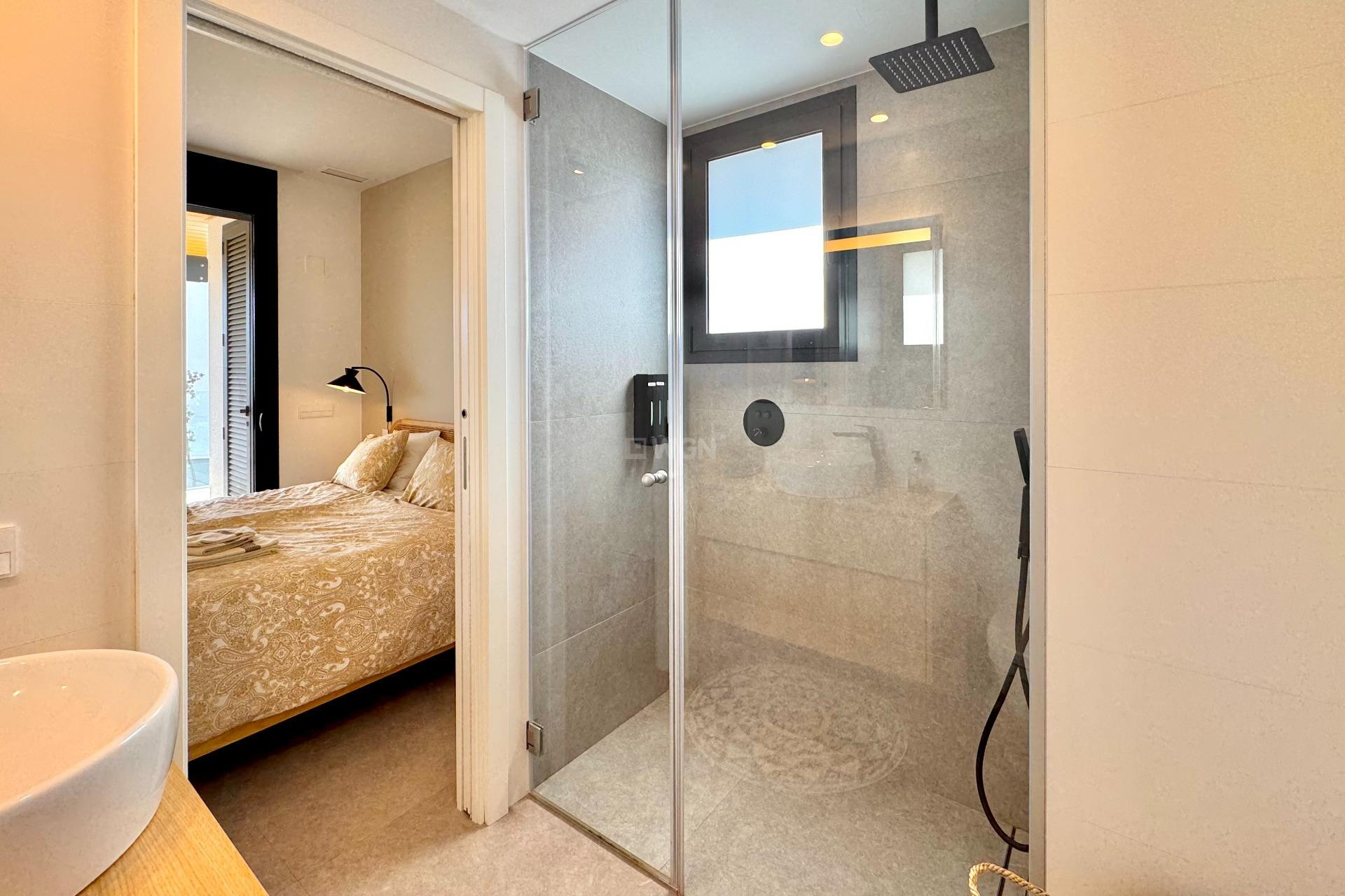 Resale - Apartment / flat - Orihuela - Las Colinas Golf