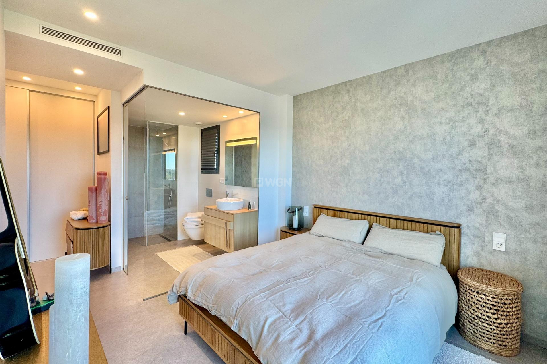 Resale - Apartment / flat - Orihuela - Las Colinas Golf