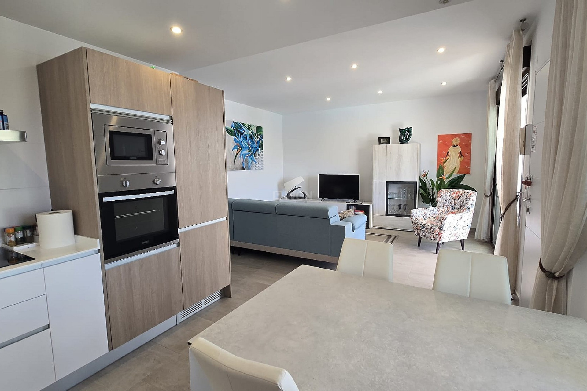 Resale - Apartment / flat - Pilar de la Horadada - Costa Blanca