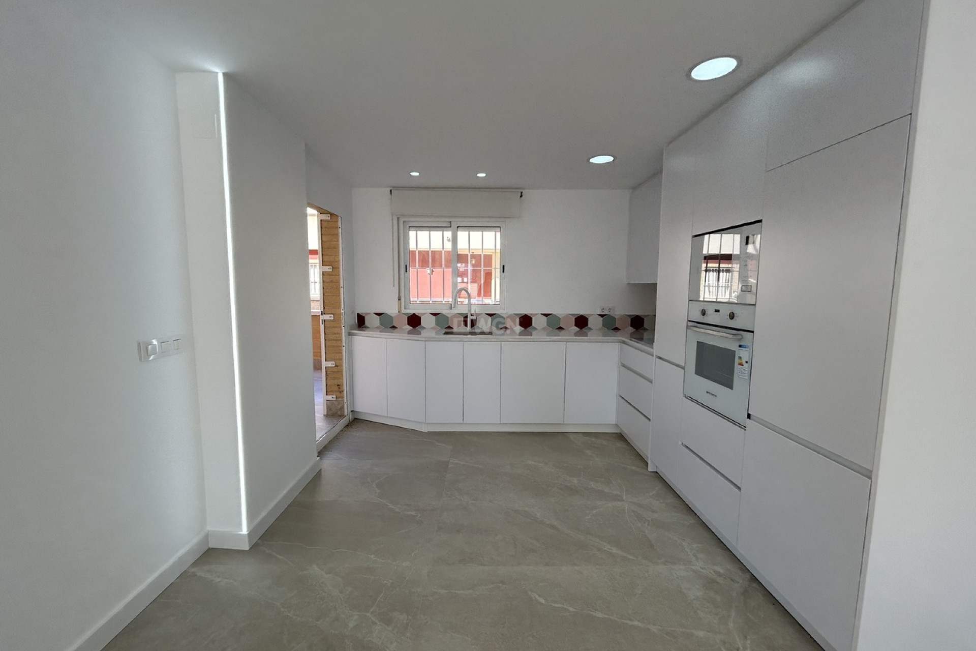 Resale - Apartment / flat - Pilar de la Horadada - Costa Blanca