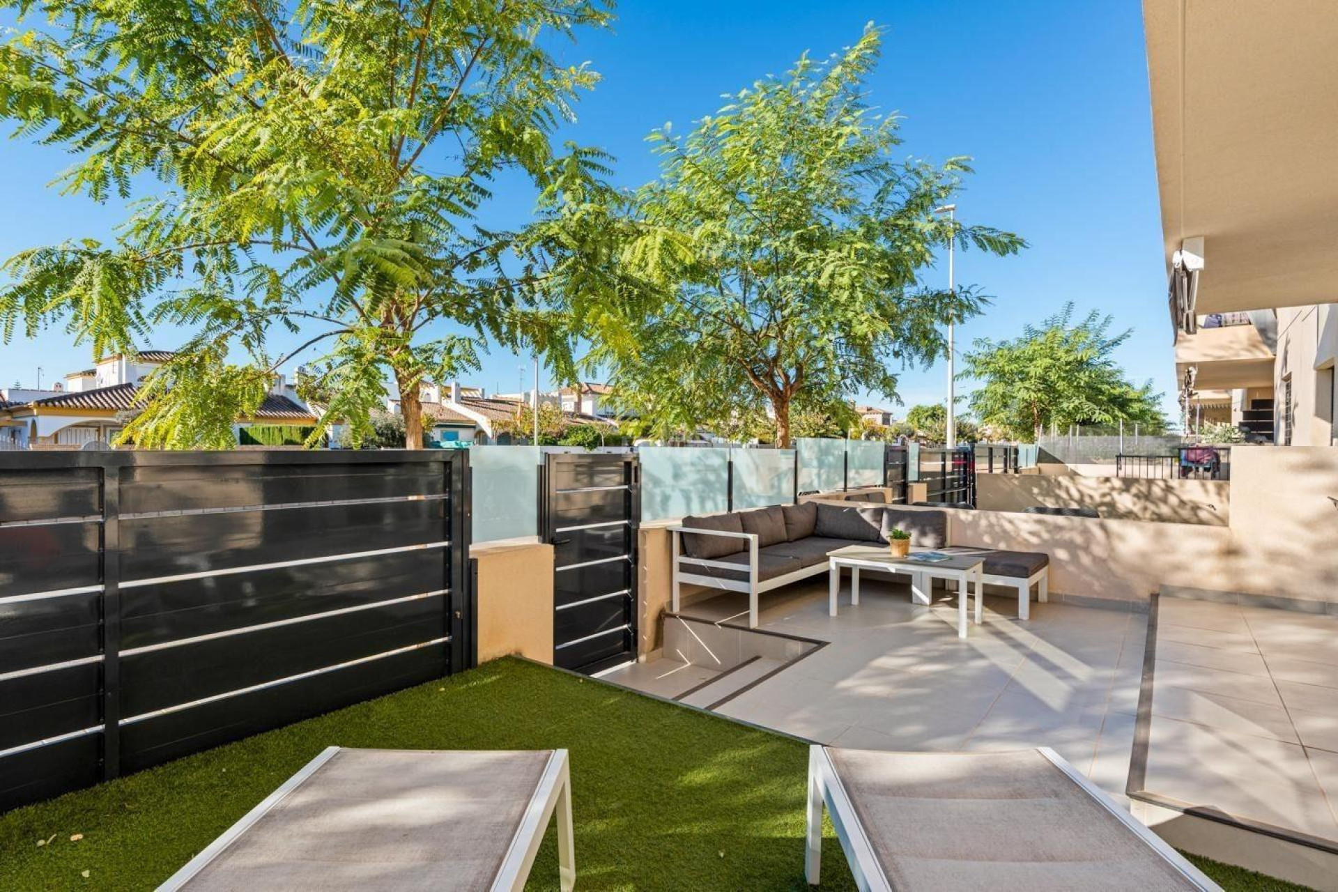 Resale - Apartment / flat - Pilar de la Horadada - Pueblo Latino