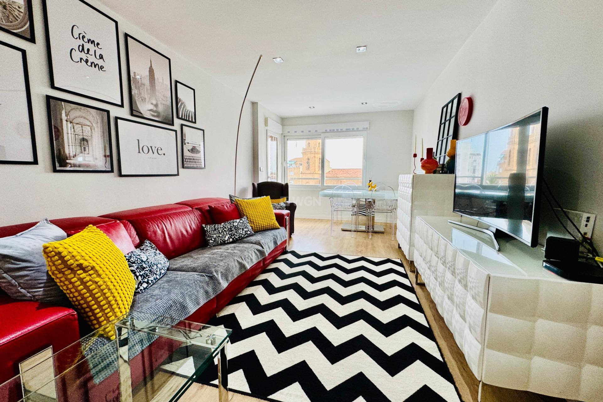Resale - Apartment / flat - Pilar de la Horadada - Zona Pueblo