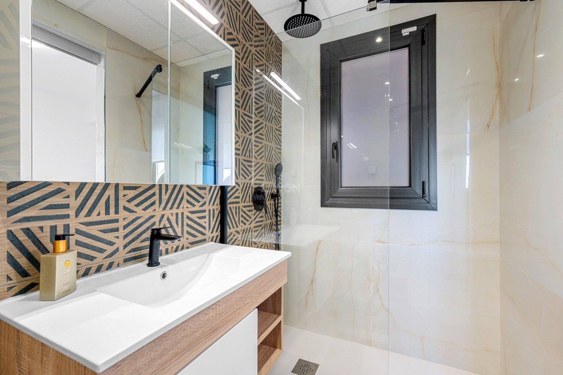 Resale - Apartment / flat - Playa Flamenca - Costa Blanca