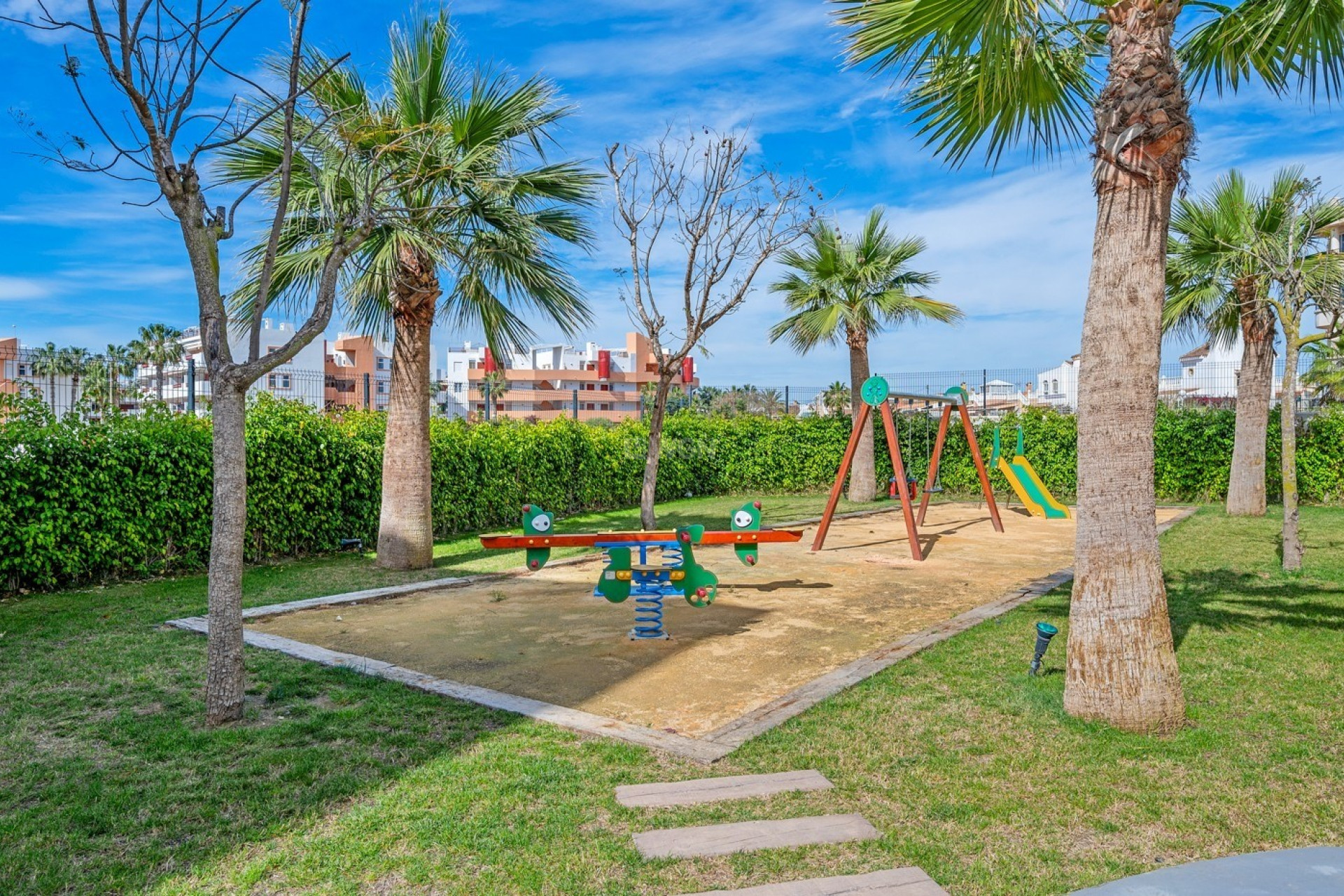 Resale - Apartment / flat - Playa Flamenca - Costa Blanca