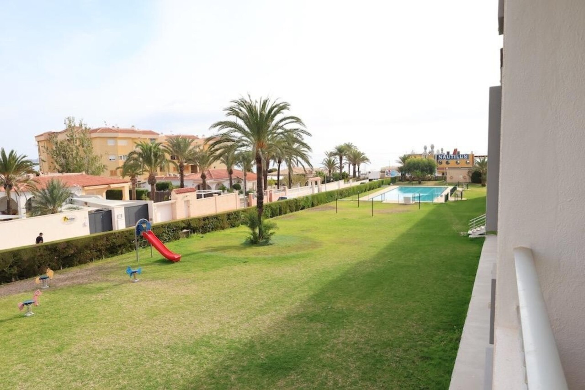 Resale - Apartment / flat - Punta Prima - Costa Blanca