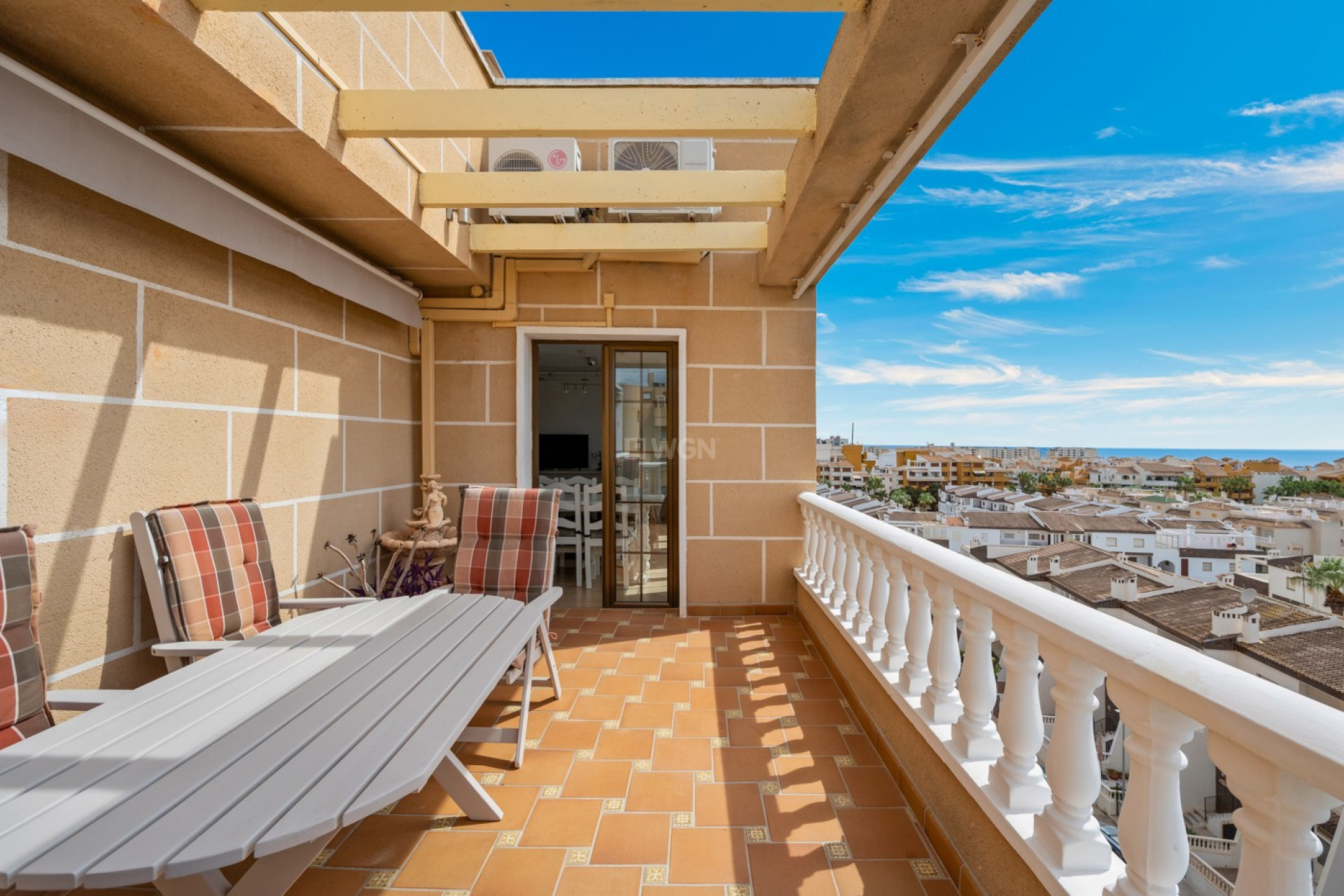 Resale - Apartment / flat - Punta Prima - Costa Blanca