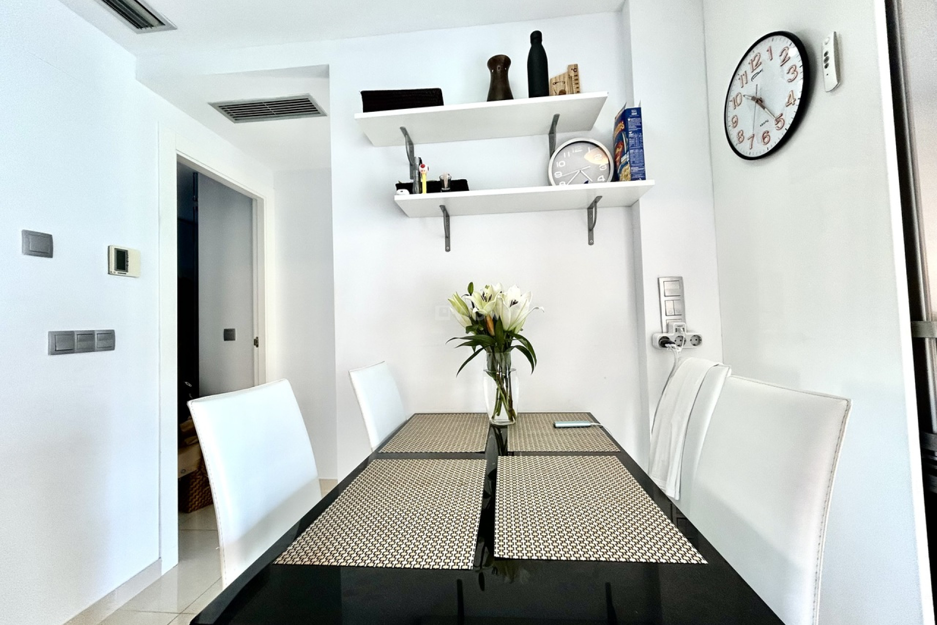 Resale - Apartment / flat - Punta Prima - Costa Blanca