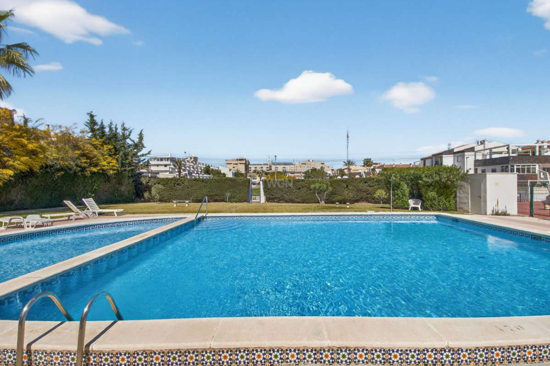 Resale - Apartment / flat - Punta Prima - Costa Blanca