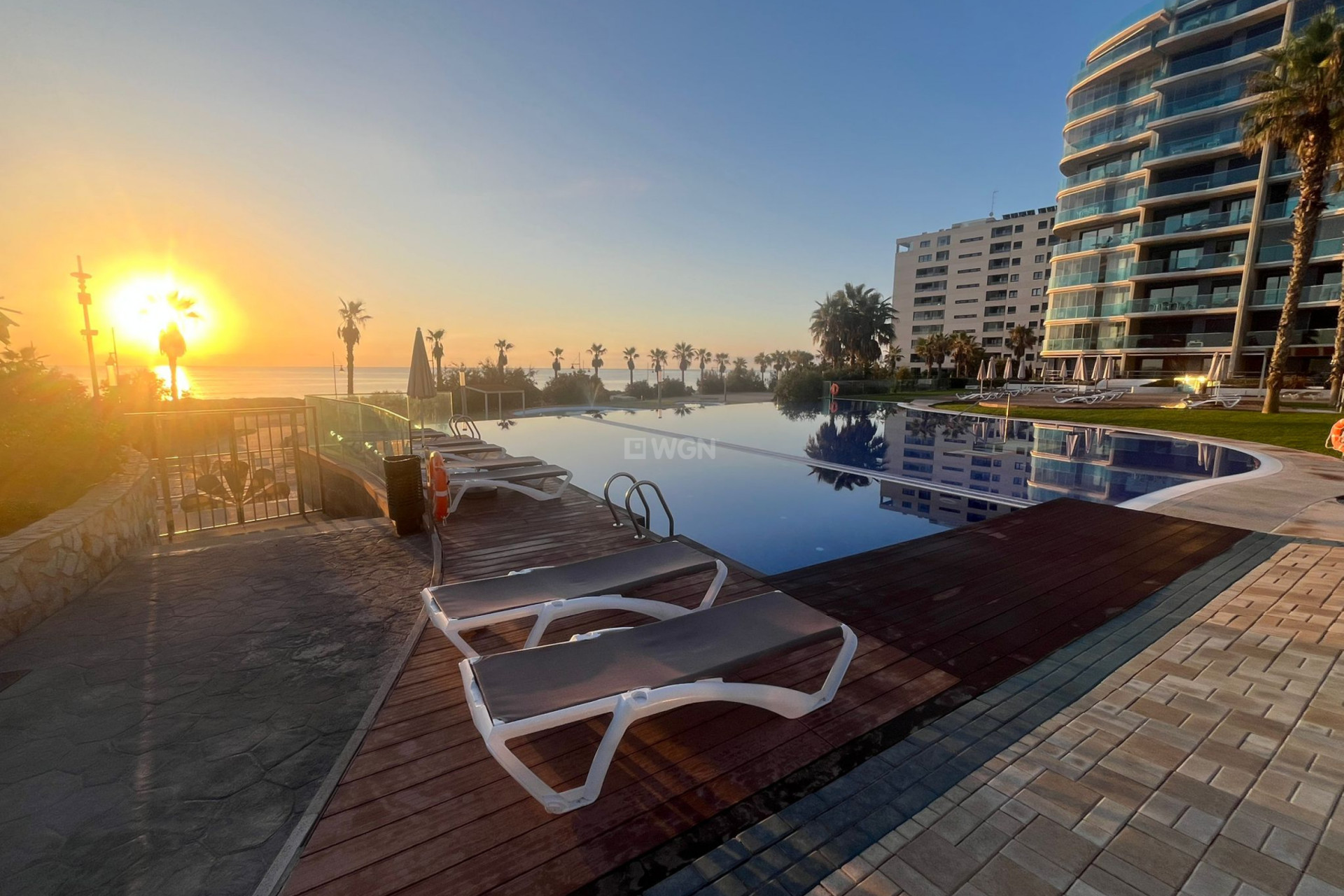 Resale - Apartment / flat - Punta Prima - Costa Blanca