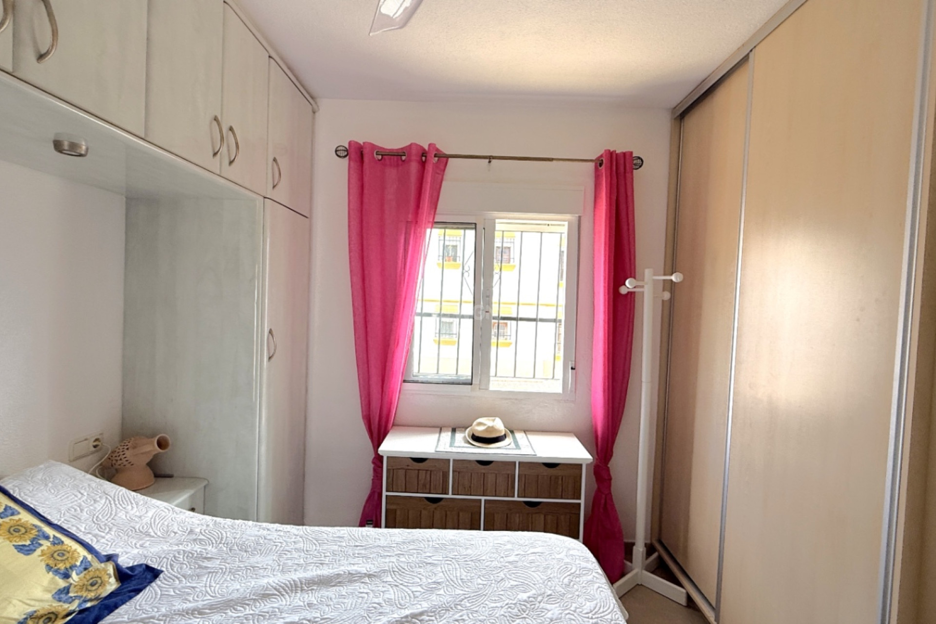 Resale - Apartment / flat - San Miguel de Salinas - Inland