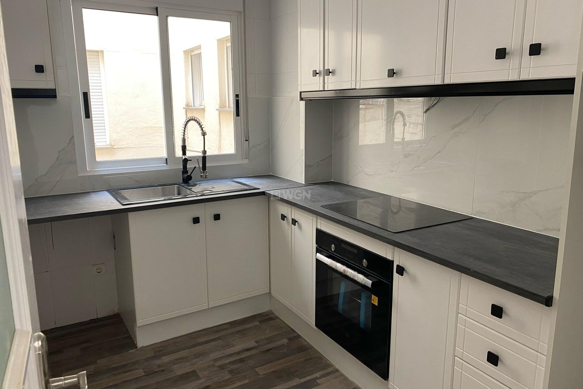 Resale - Apartment / flat - San Miguel de Salinas - Pueblo 9