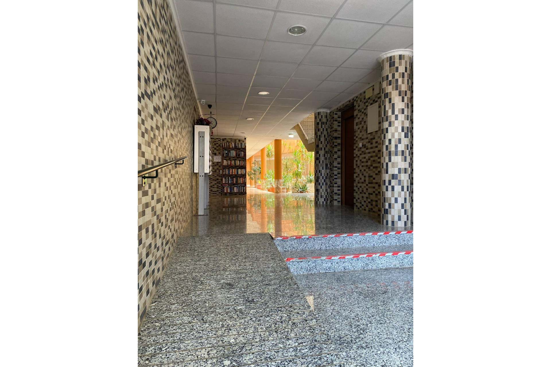 Resale - Apartment / flat - San Miguel de Salinas - Pueblo 9