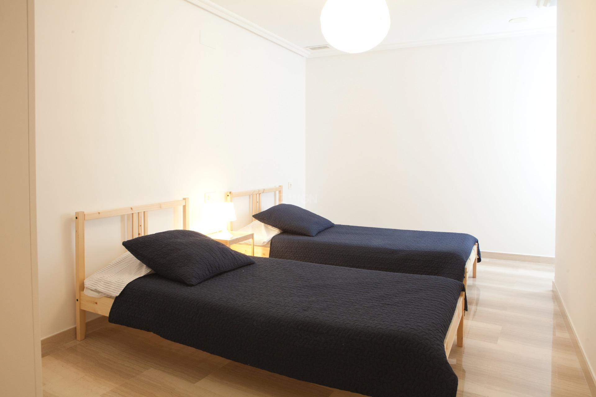 Resale - Apartment / flat - Santa Pola - Centro