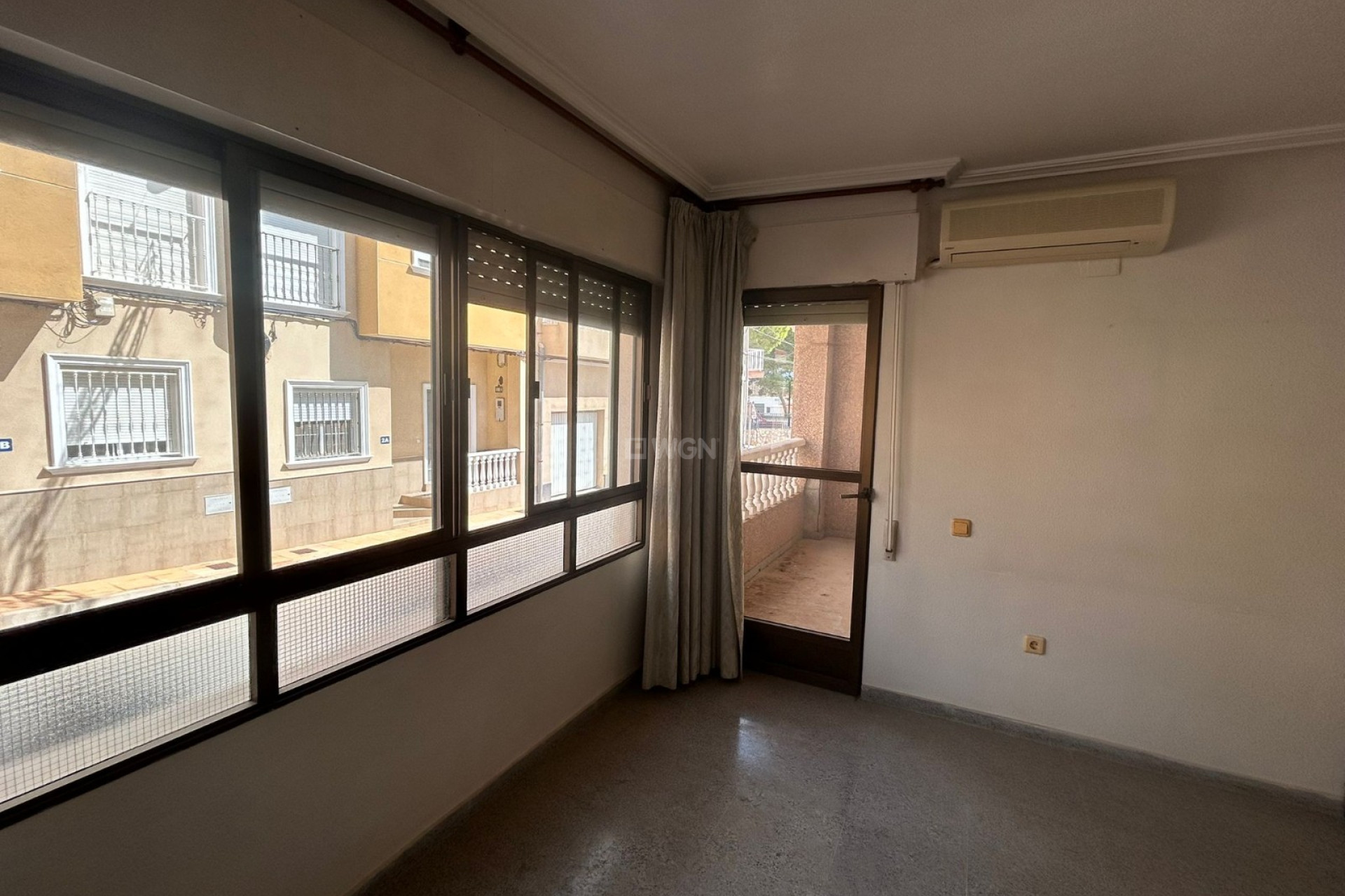 Resale - Apartment / flat - Torremendo - Costa Blanca