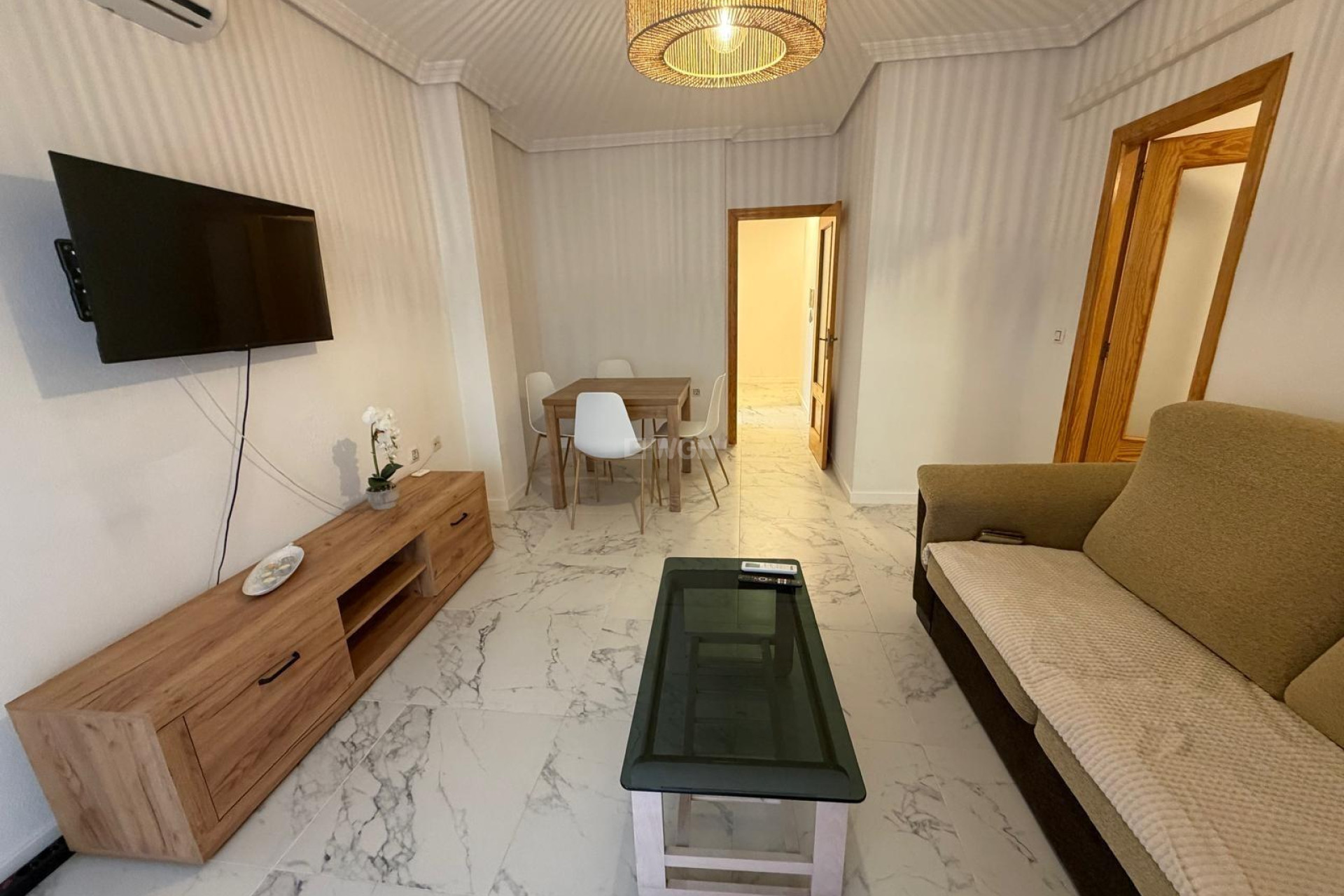 Resale - Apartment / flat - Torrevieja - Acequion